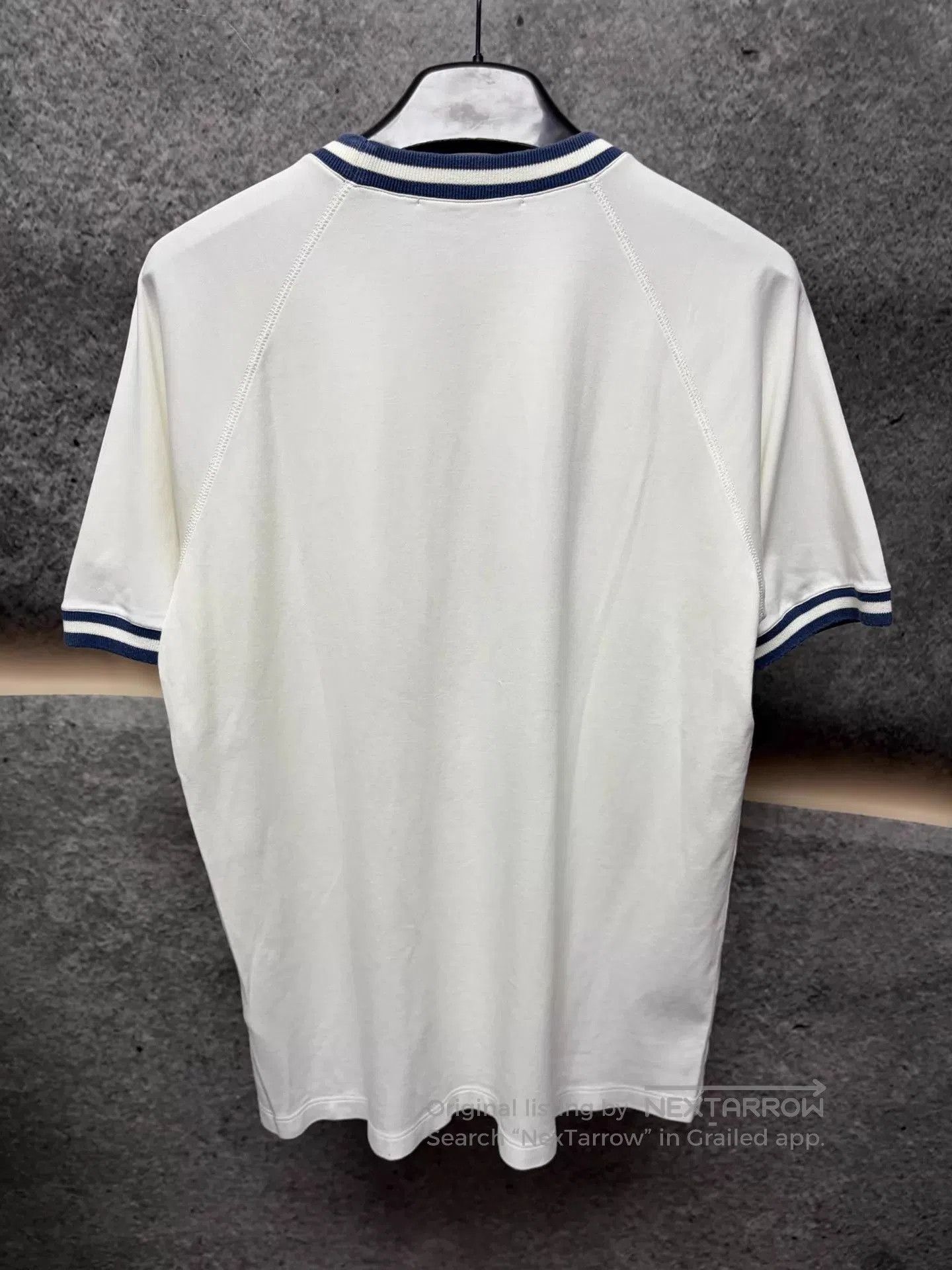 Louis Vuitton White Short Sleeve Graphic Tee - XL. Size US XL / EU 56 / 4 - 2 Thumbnail