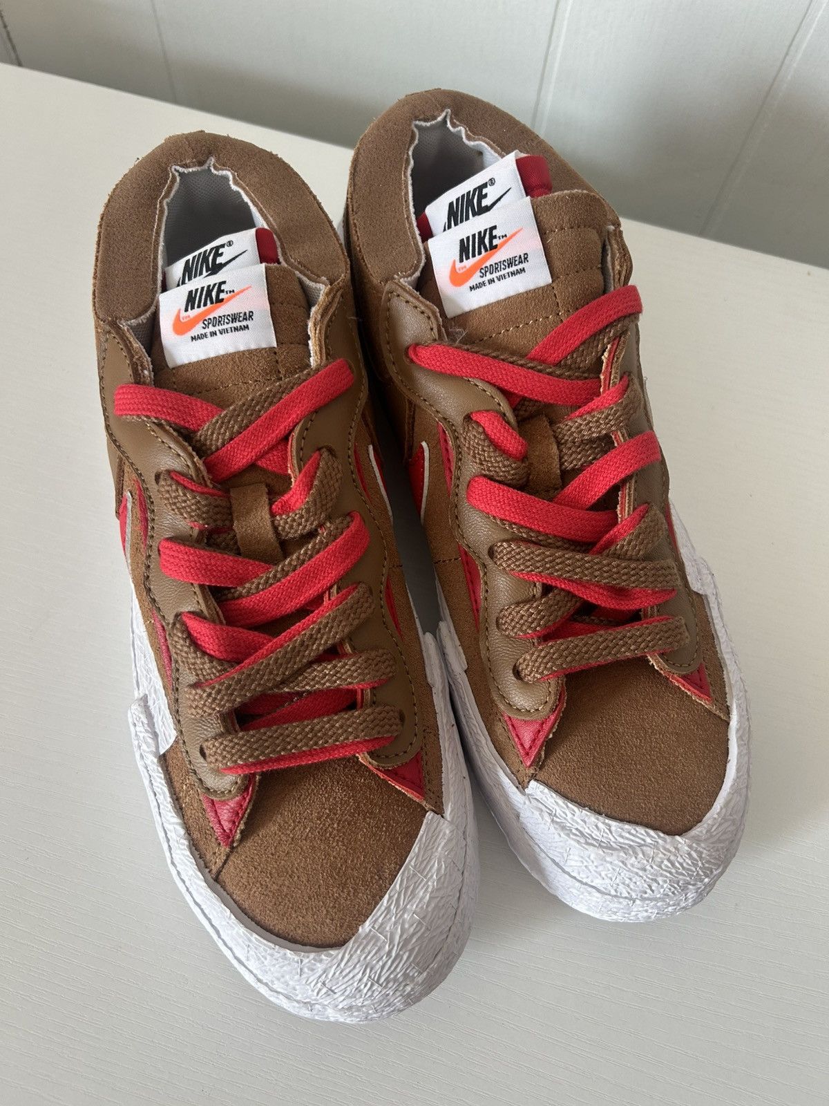 Nike × Sacai Nike Sacai Blazer Low British Tan / University Red Size US 6.5 / EU 39-40 - 5 Thumbnail