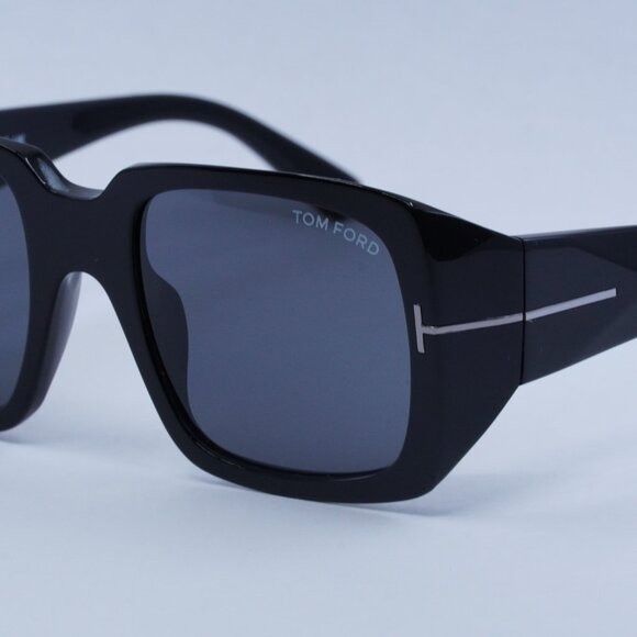 Tom Ford Tom Ford Ryder-02 FT1035-N 01A Sunglasses Black Square Frame Size ONE SIZE - 3 Thumbnail