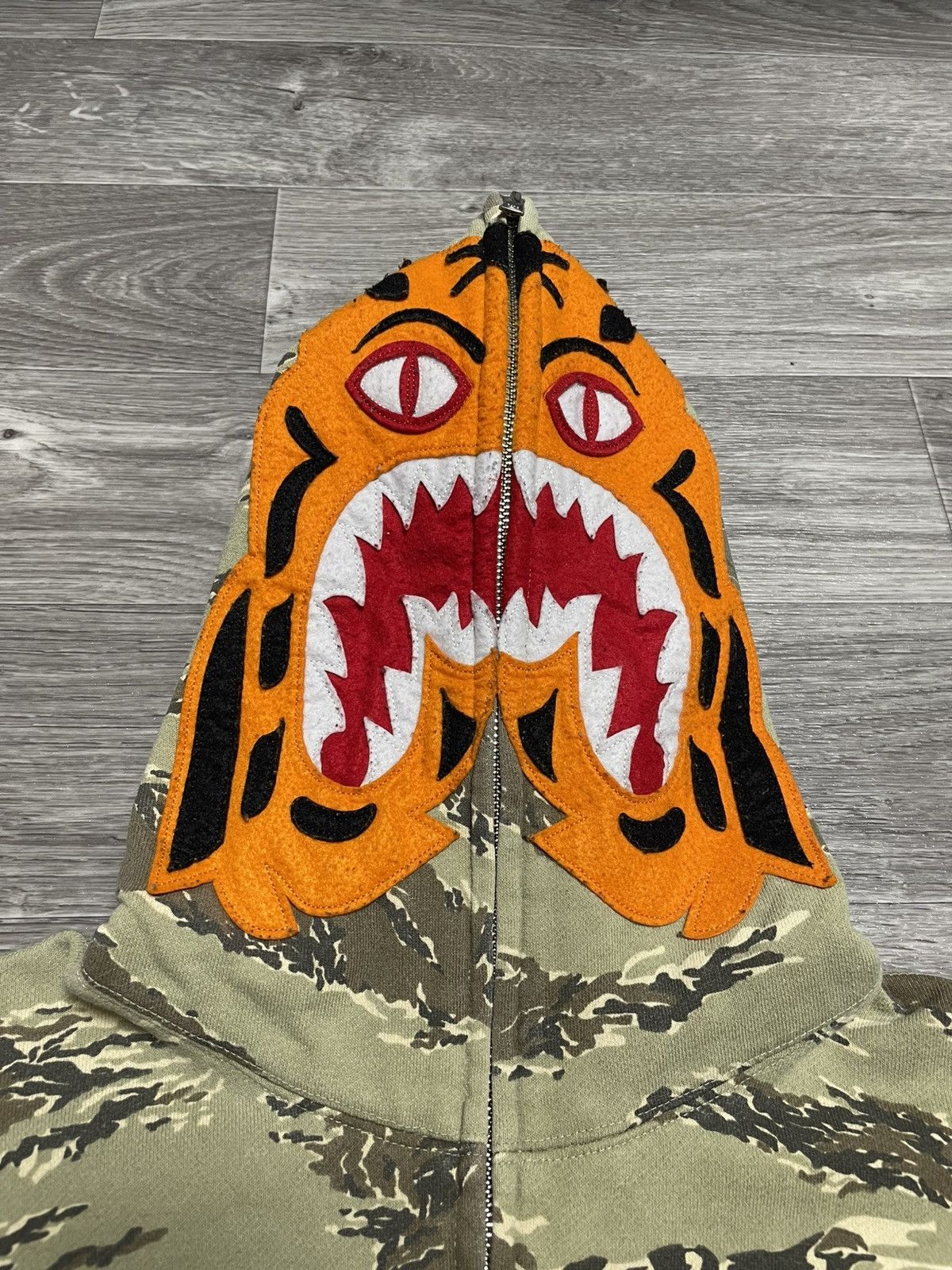 Bape BAPE Tiger Full Zip Hoodie Desert Camo A Bathing Ape Size S Size US S / EU 44-46 / 1 - 12 Thumbnail