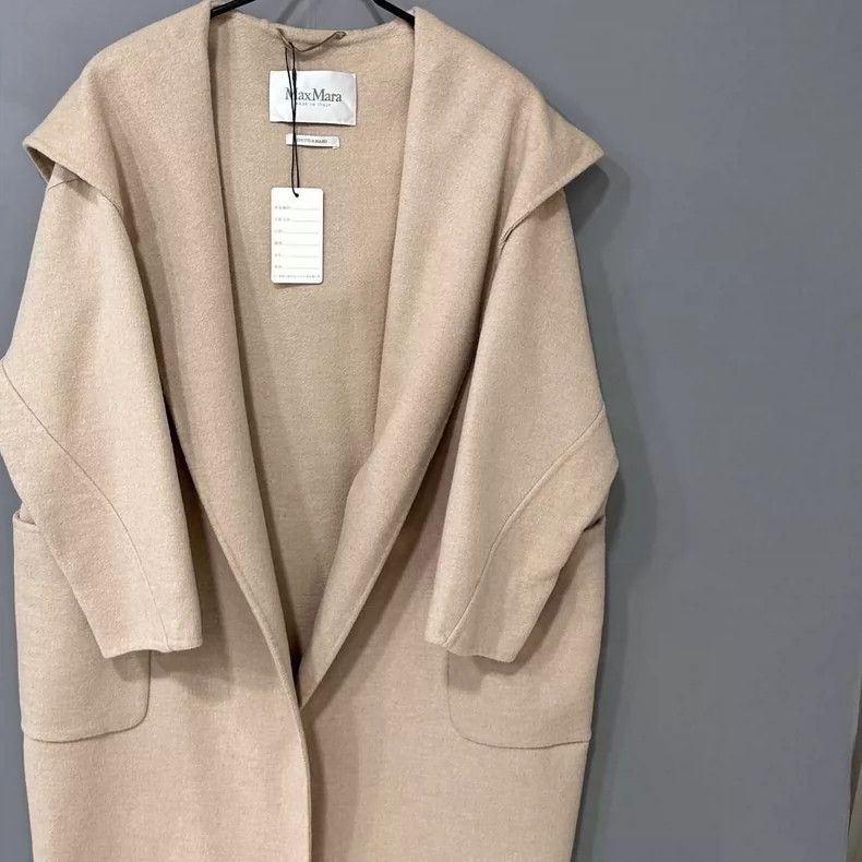 Max Mara Max Mara Oatmeal long bathrobe coat Size M / US 6-8 / IT 42-44 - 1 Thumbnail