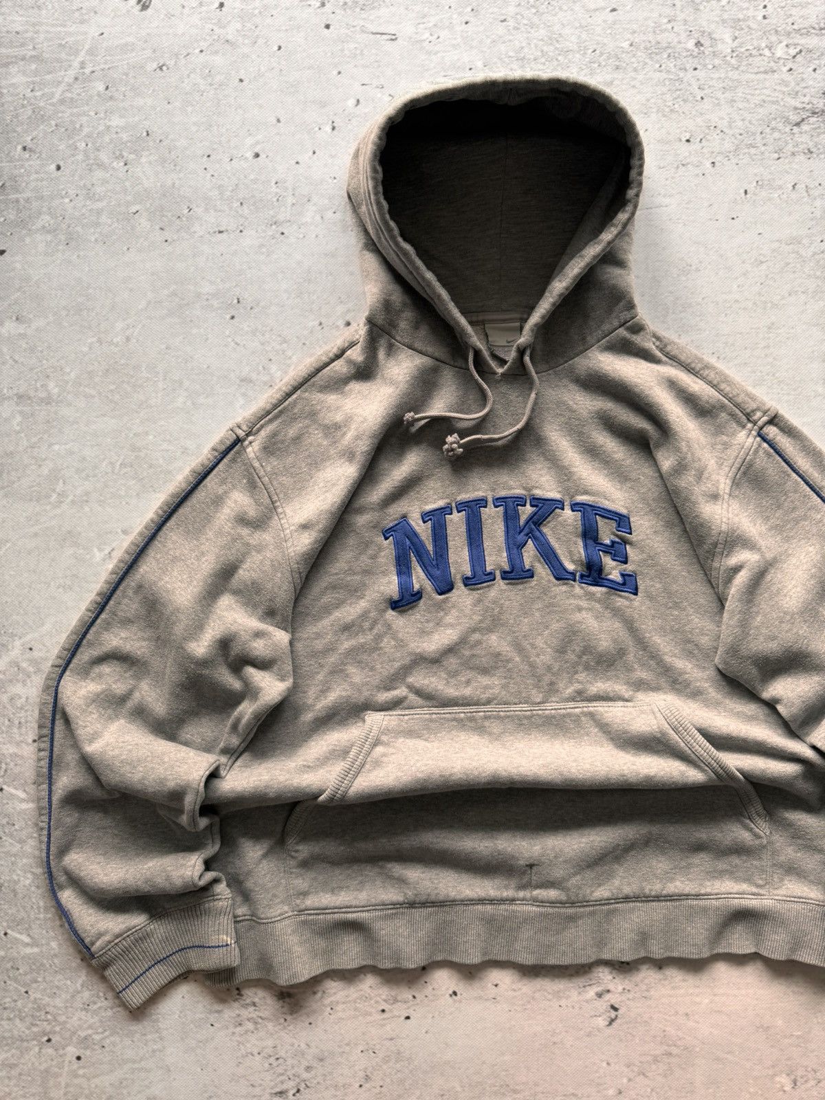 Nike × Vintage NIKE VINTAGE CENTER LOGO OVERSIZE BOXY HOODIE Size US XL / EU 56 / 4 - 2 Thumbnail