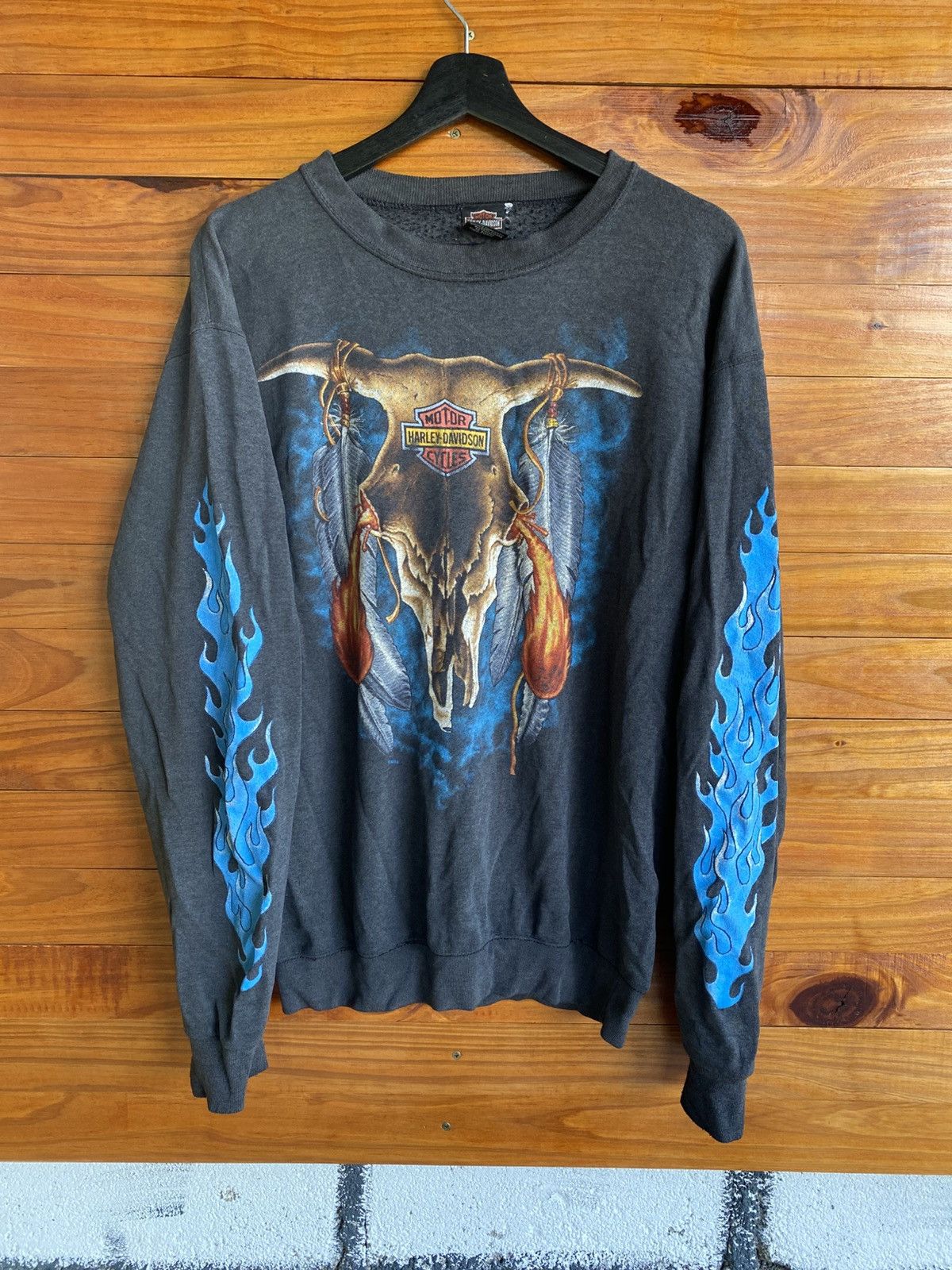 Harley Davidson Vintage 1985 Harley-Davidson Skull Bull Flames Sweatshirt Size US M / EU 48-50 / 2 - 9 Thumbnail