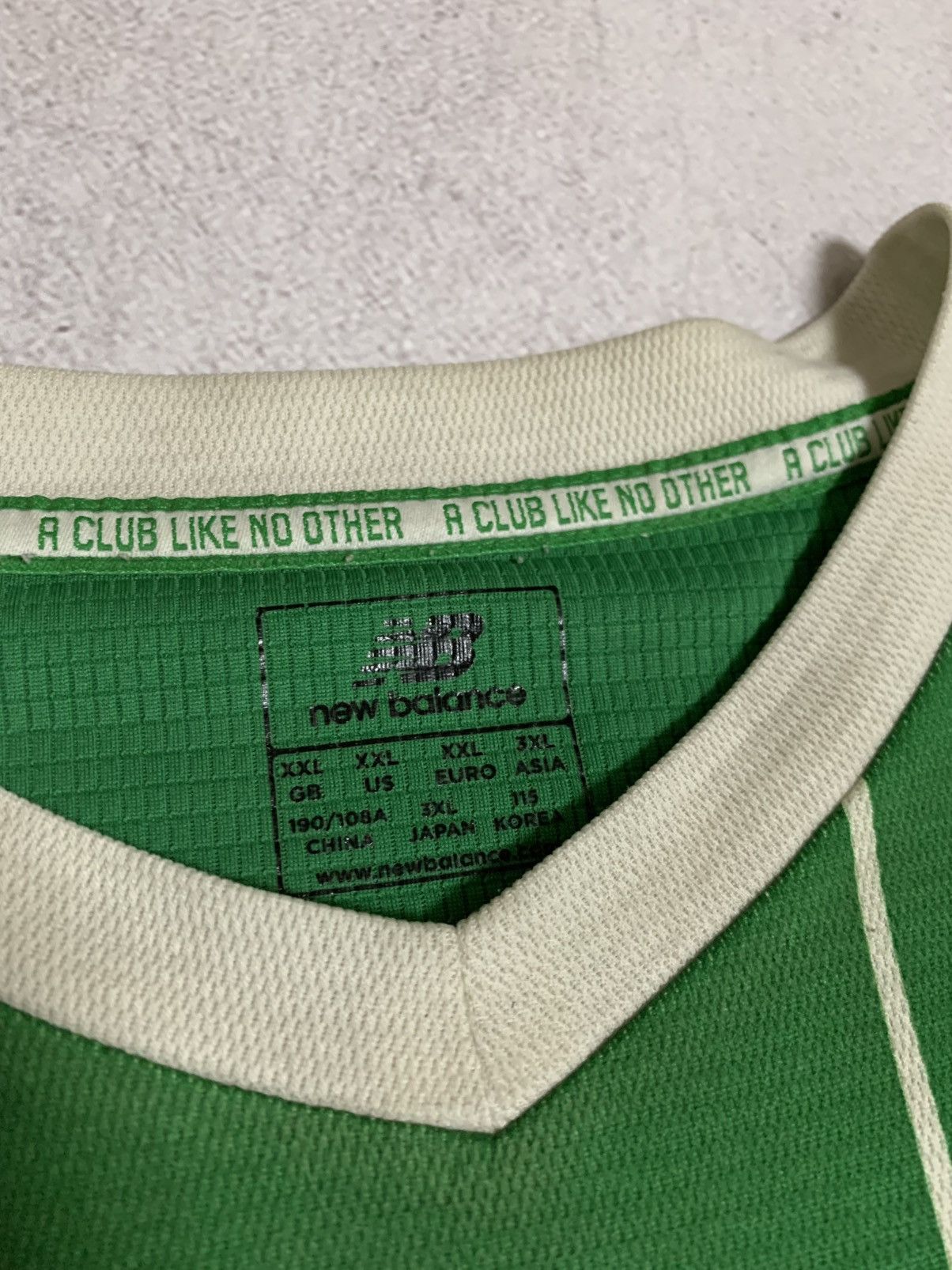 New Balance × Vintage Vintage New Balance Celtic Jersey Football Shirt 2015/2016 Size US XXL / EU 58 / 5 - 8 Thumbnail