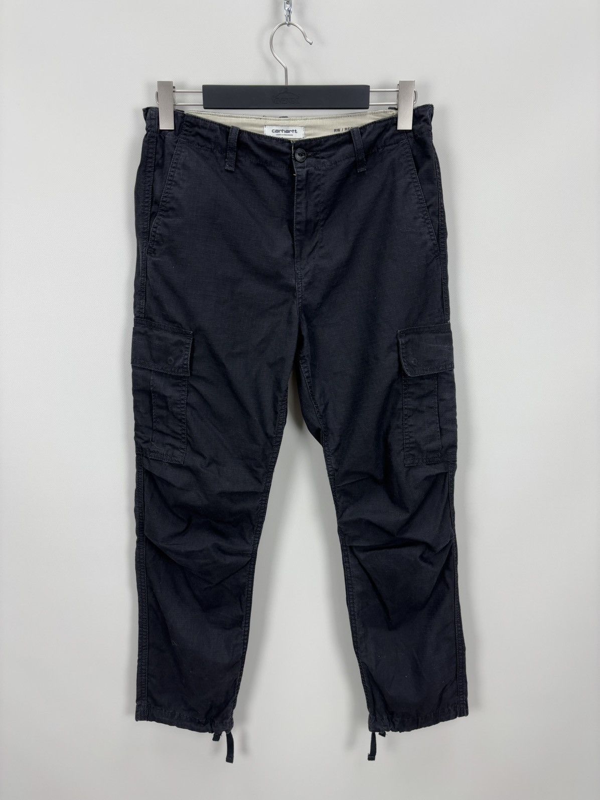 Mens cargo pants Carhartt Size 28 Color Black