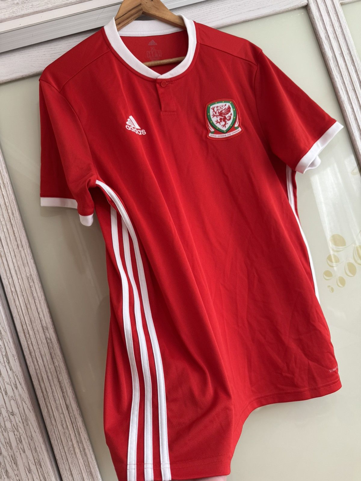 Adidas Wales 2018-2019 Home Soccer Jersey Football Shirt Kit Size US XL / EU 56 / 4 - 6 Thumbnail