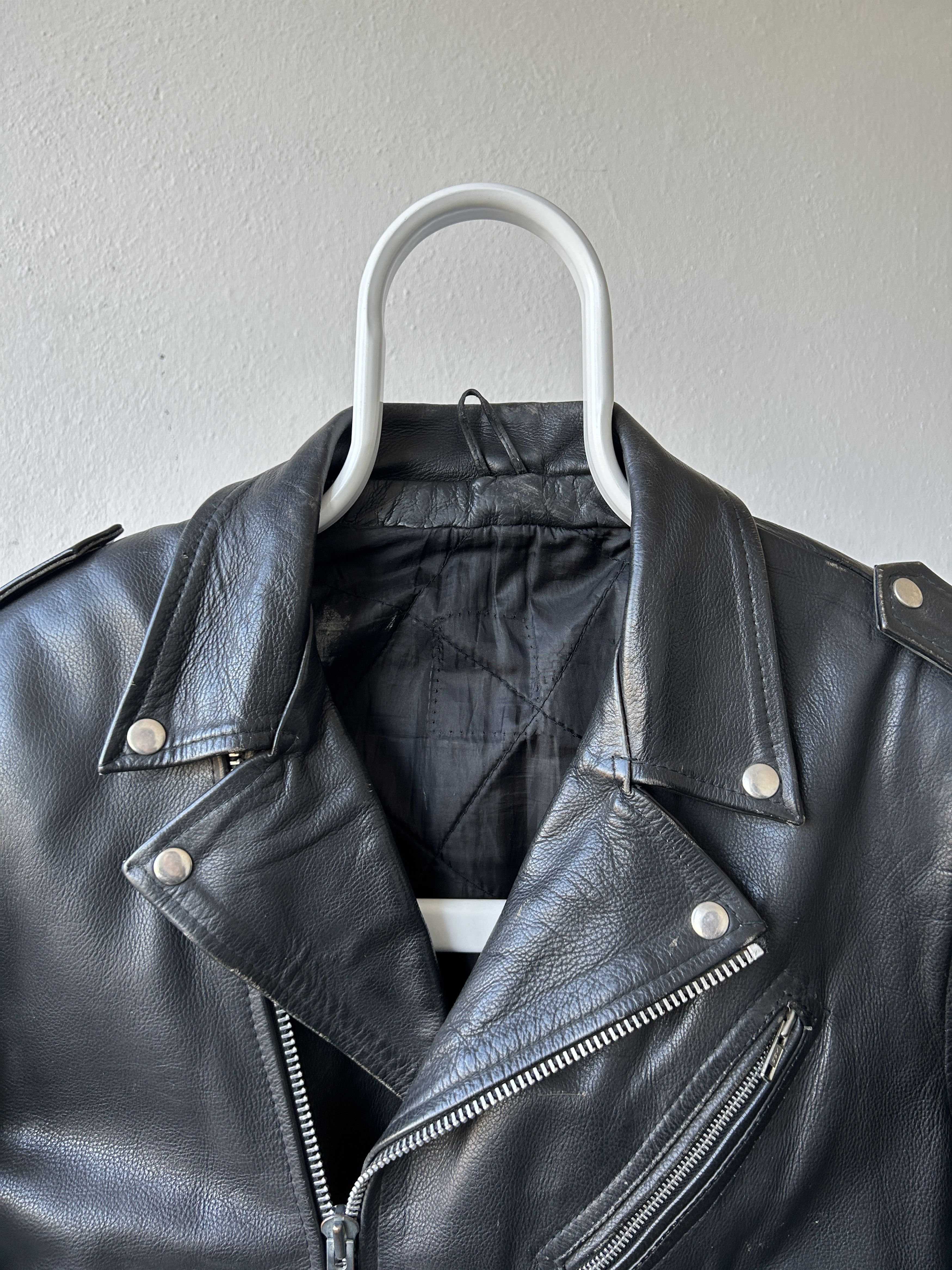 Vintage Vintage ramones biker leather jacket Size US M / EU 48-50 / 2 - 3 Thumbnail