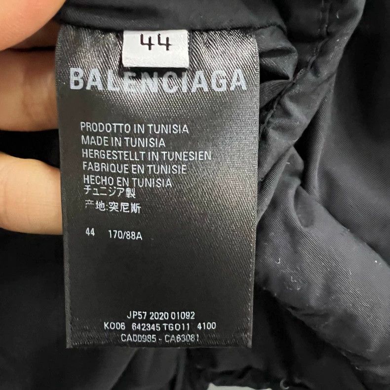 Balenciaga Balenciaga size 44 Letter logo printed down jacket Size US S / EU 44-46 / 1 - 3 Thumbnail