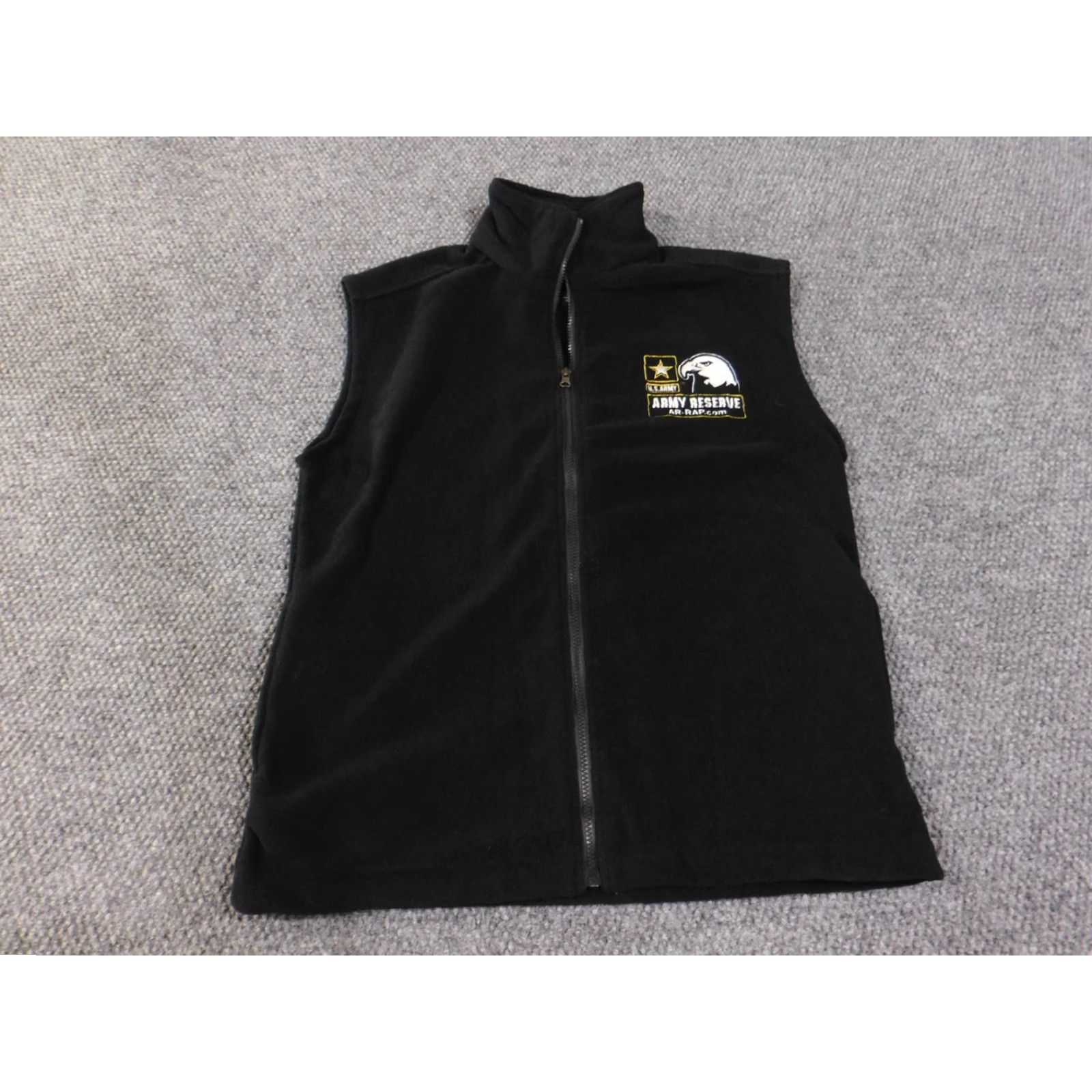 Vintage U.S. Army Reserve Vest Mens Medium Black Fleece Full Zip Embroidered Logo AR-RAP Size US M / EU 48-50 / 2 - 2 Thumbnail