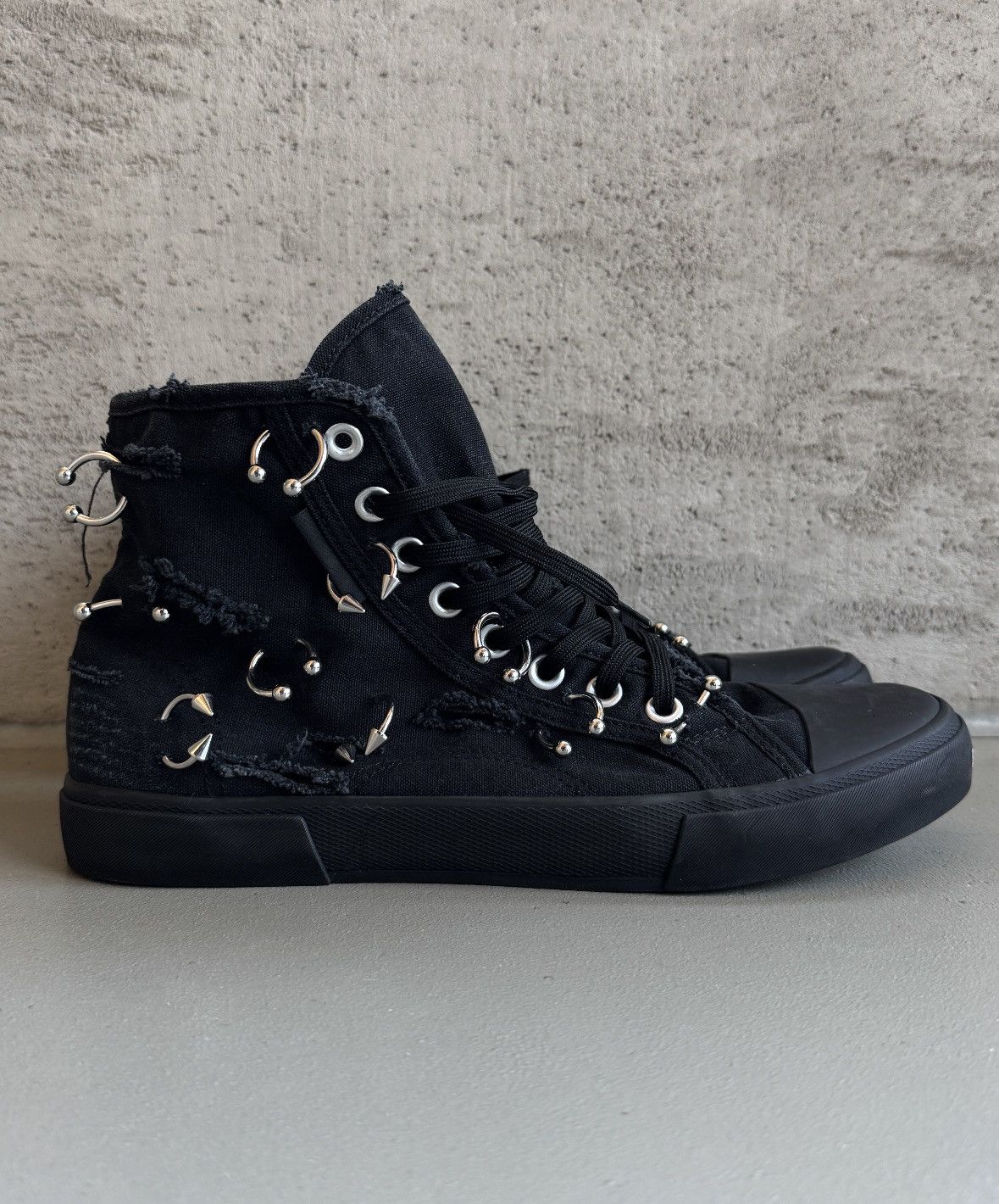 Balenciaga Balenciaga Paris Pierced High-Top Sneakers SS24 Size US 10 / EU 43 - 1 Thumbnail