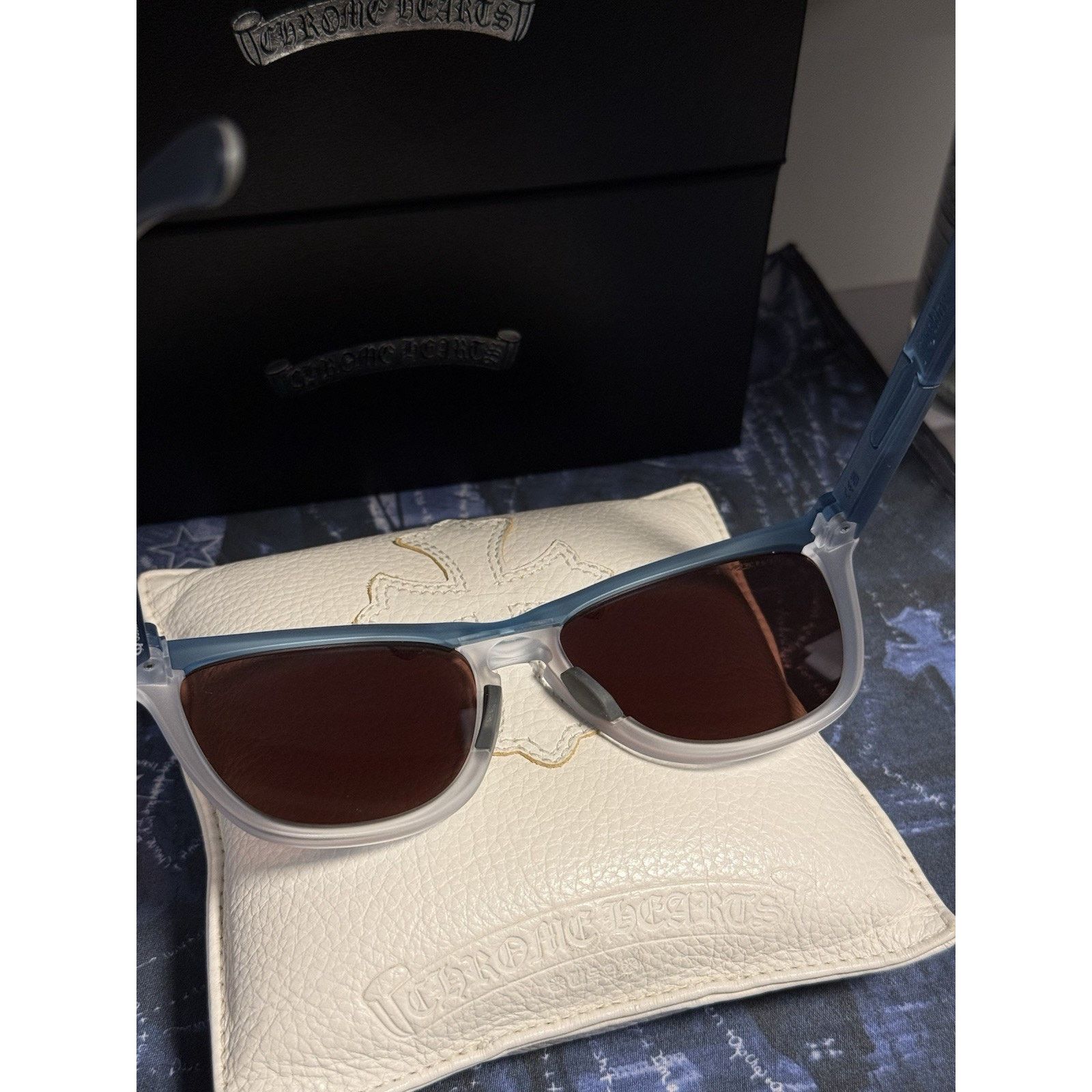 Oakley Oakley Frogskins Range 9503-0558 Blue Prizm Sunglasses Size ONE SIZE - 5 Thumbnail