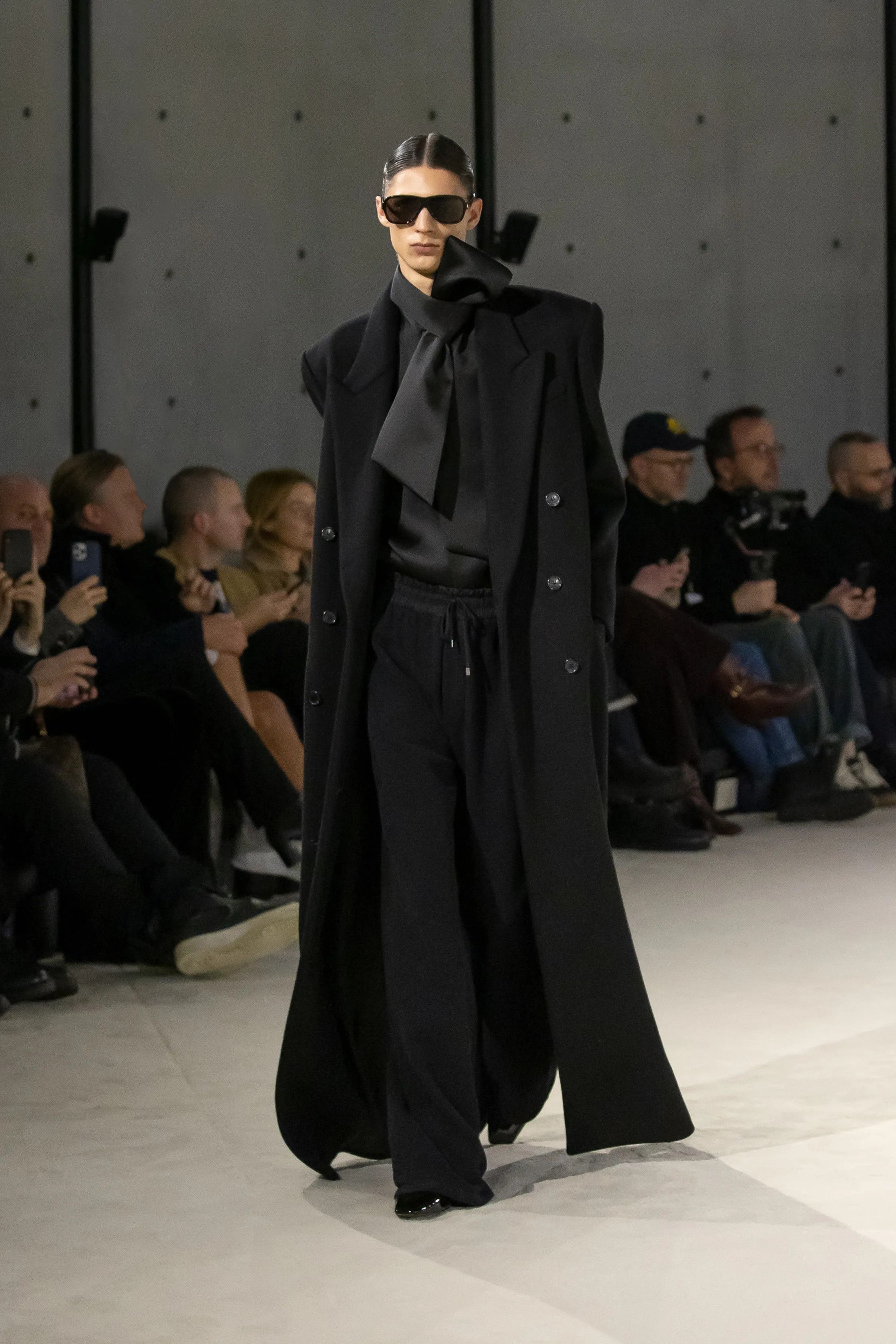FW23 Saint Laurent Silk Lavalliere-Neck Shirt Noir