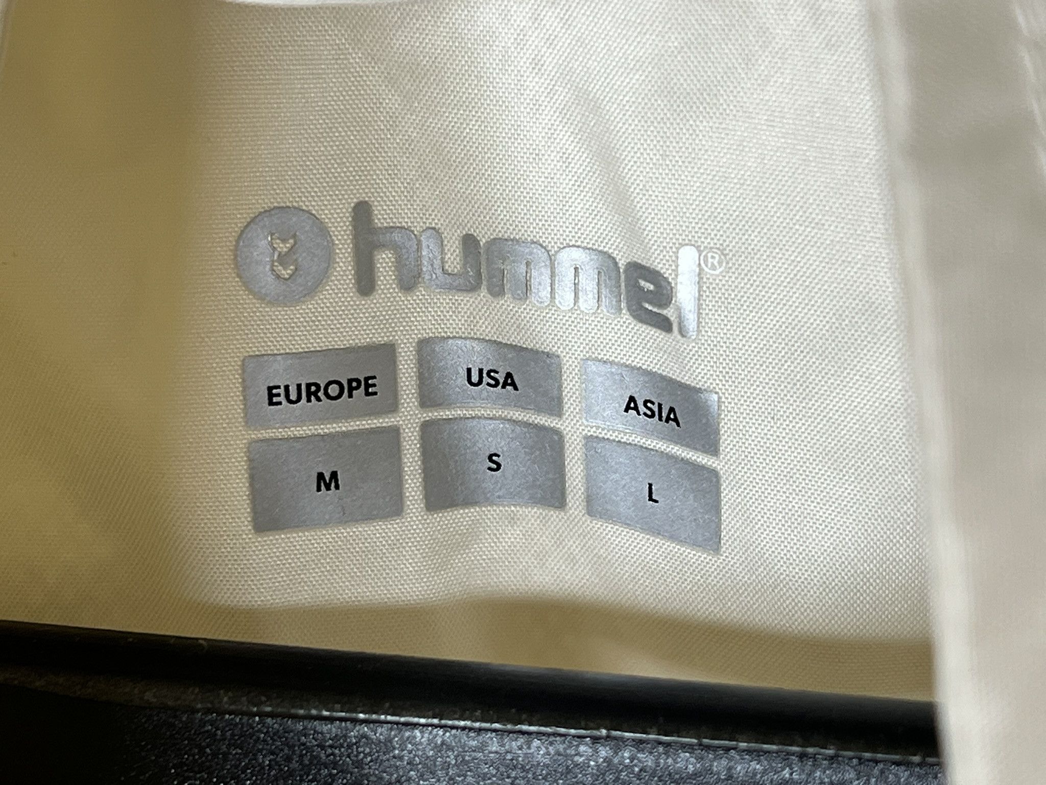 Hummel EVERTON 2021 2022 TRAINING FOOTBALL SOCCER TRACK TOP JACKET Size US M / EU 48-50 / 2 - 5 Thumbnail