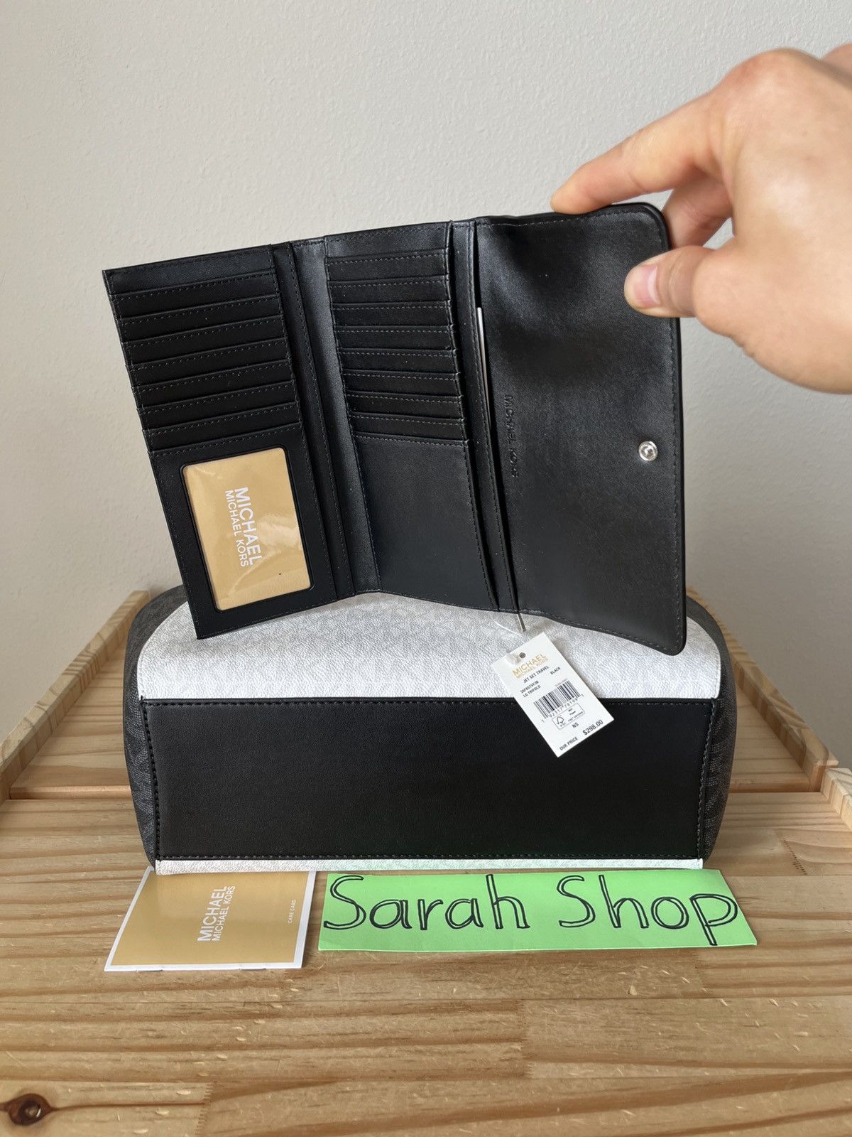 Michael Kors Michael Kors Purse Set Size ONE SIZE - 6 Thumbnail