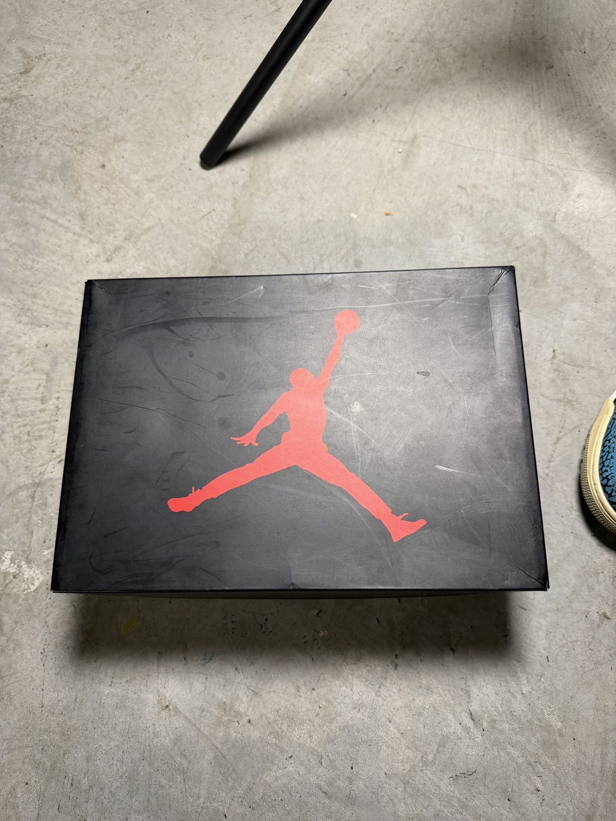 Nike Jordan Air Jordan 3 Retro Powder Blue Men’s Mid Top Sneaker Size US 8.5 / EU 41-42 - 9 Thumbnail