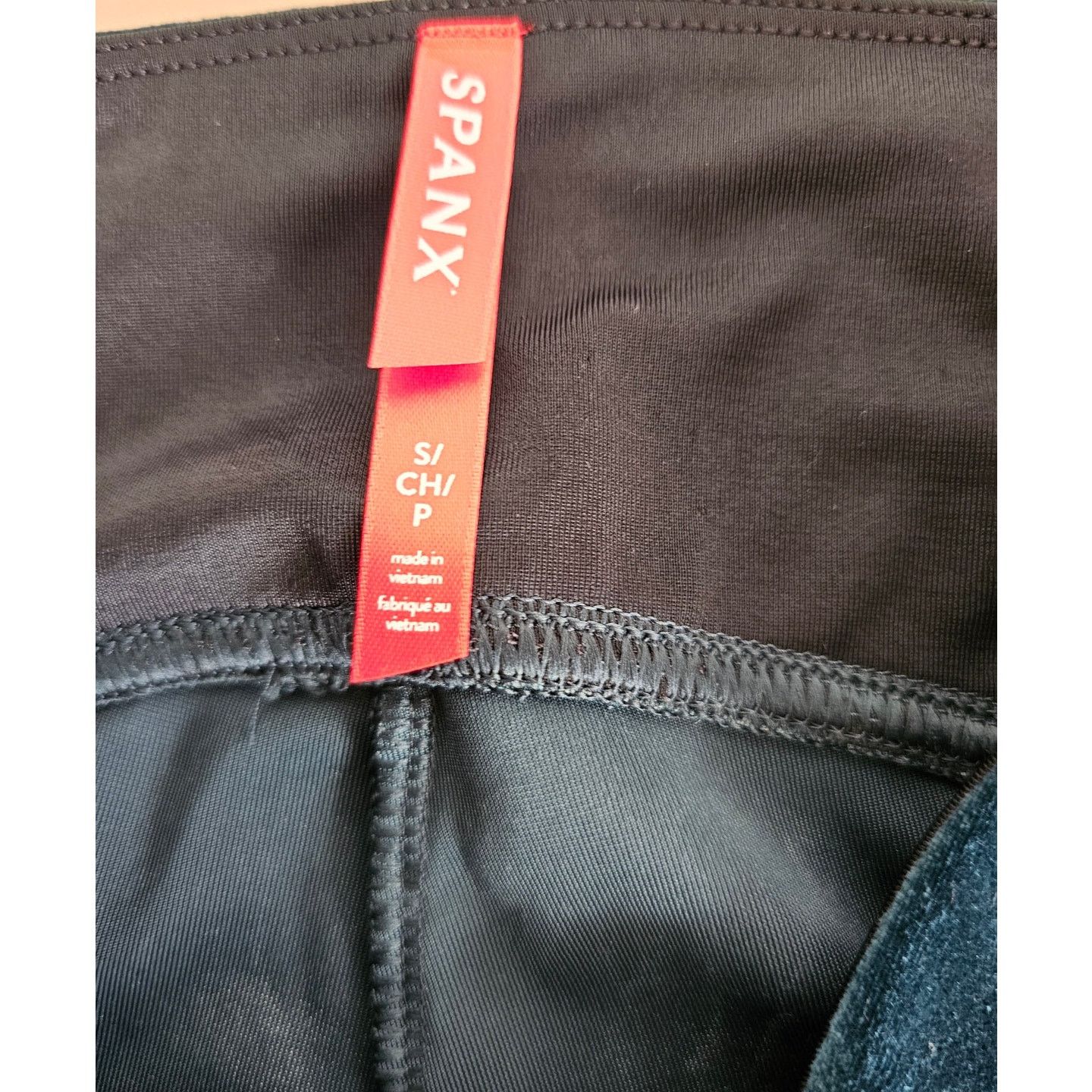 Spanx SPANX 2070 Malachite Green High Waist Velvet Leggings S Size 26" / US 2 / IT 38 - 8 Thumbnail
