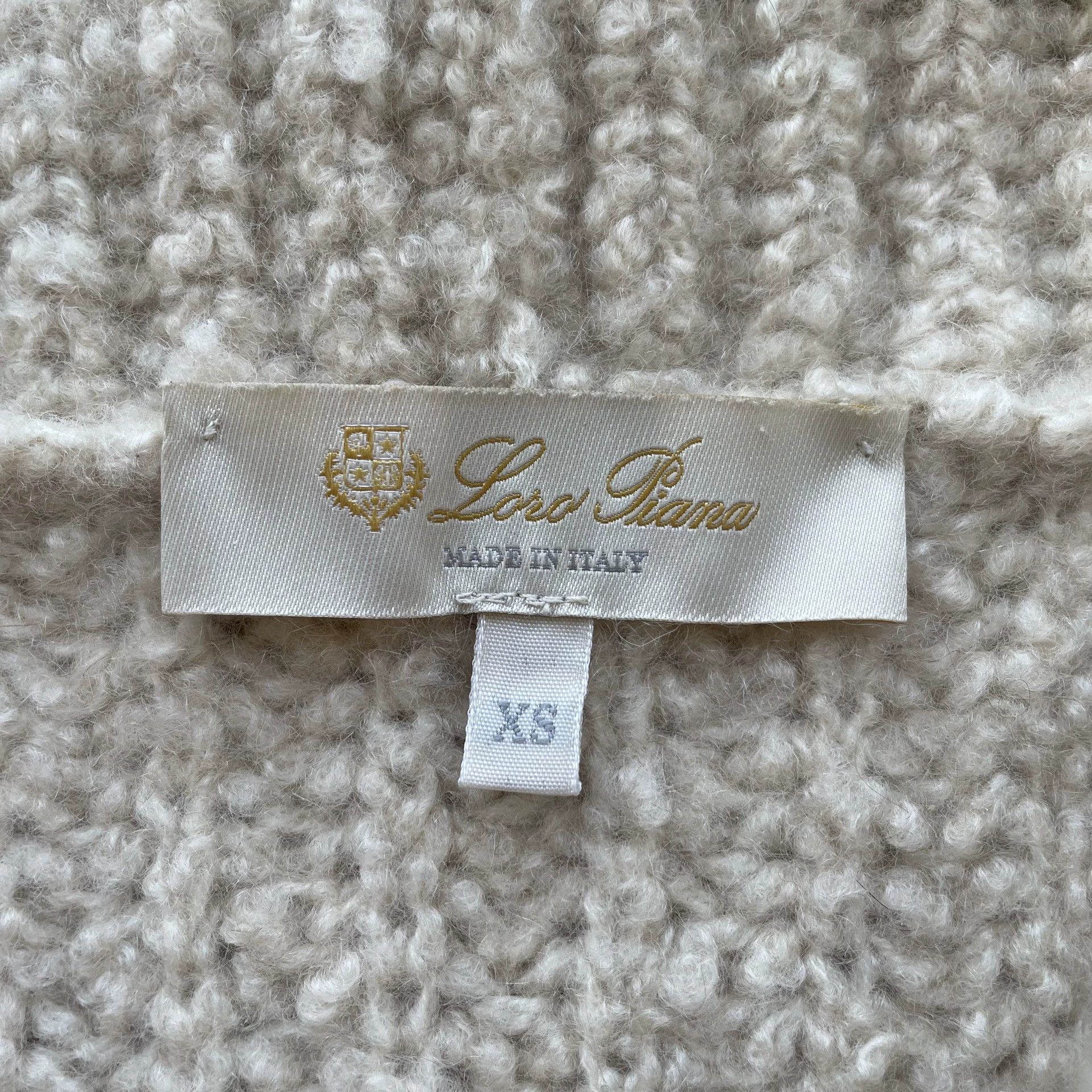 Loro Piana Loro Piana Cashmere Cocoon Turtleneck Women's Cream XS Size XS / US 0-2 / IT 36-38 - 5 Thumbnail
