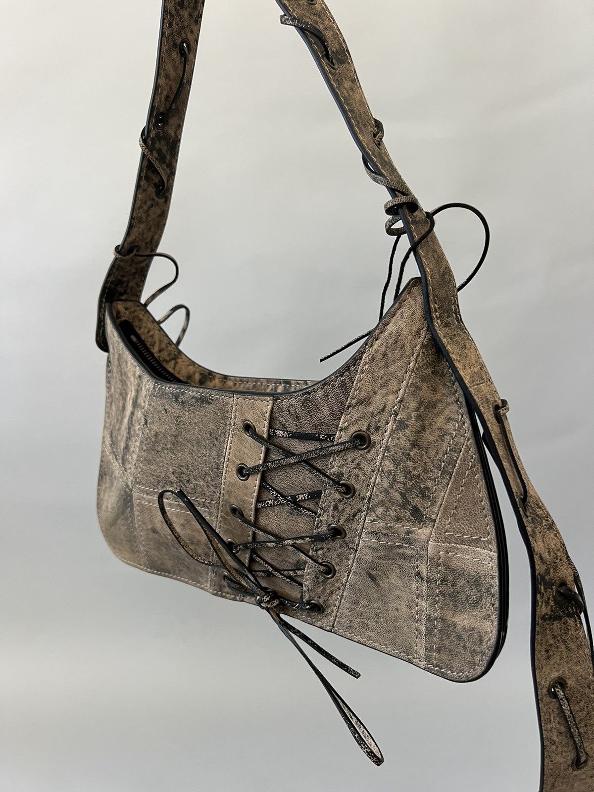 Acne Studios Acne Studios Platt Mini leather shoulder bag Size ONE SIZE - 8 Thumbnail