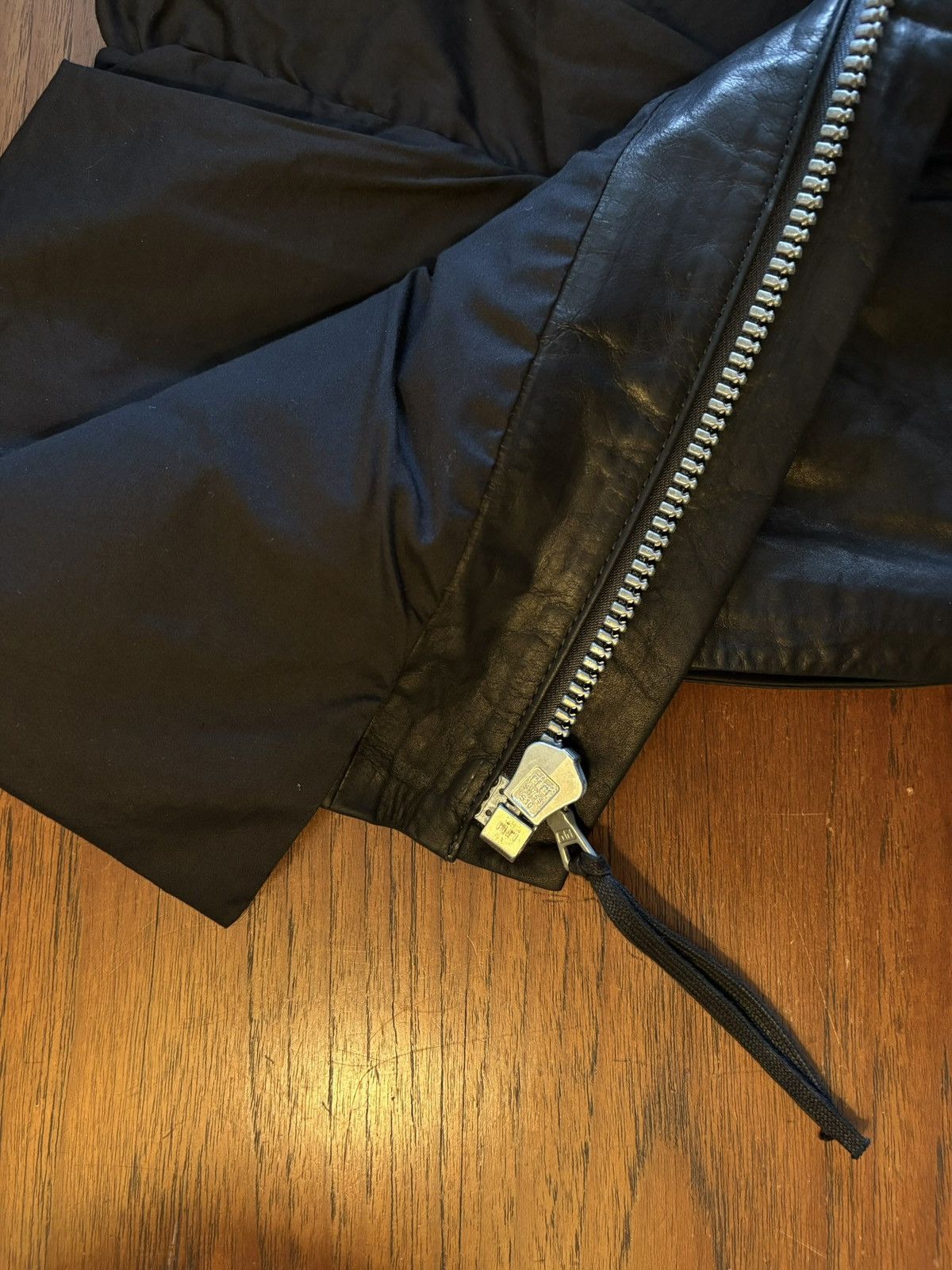 Boris Bidjan Saberi BNWT J1-F2401M Size US S / EU 44-46 / 1 - 13 Thumbnail