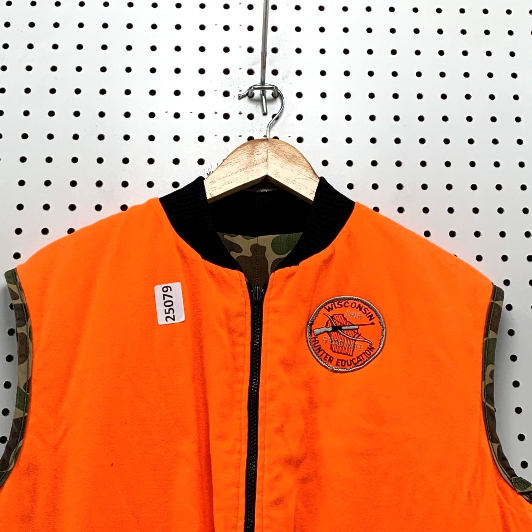 Hunter VINTAGE Spruce Creek Sportswear Hunting Camo Vest Orange Reversible Large 23x30 Hunter Mens Vest Size US L / EU 52-54 / 3 - 4 Thumbnail