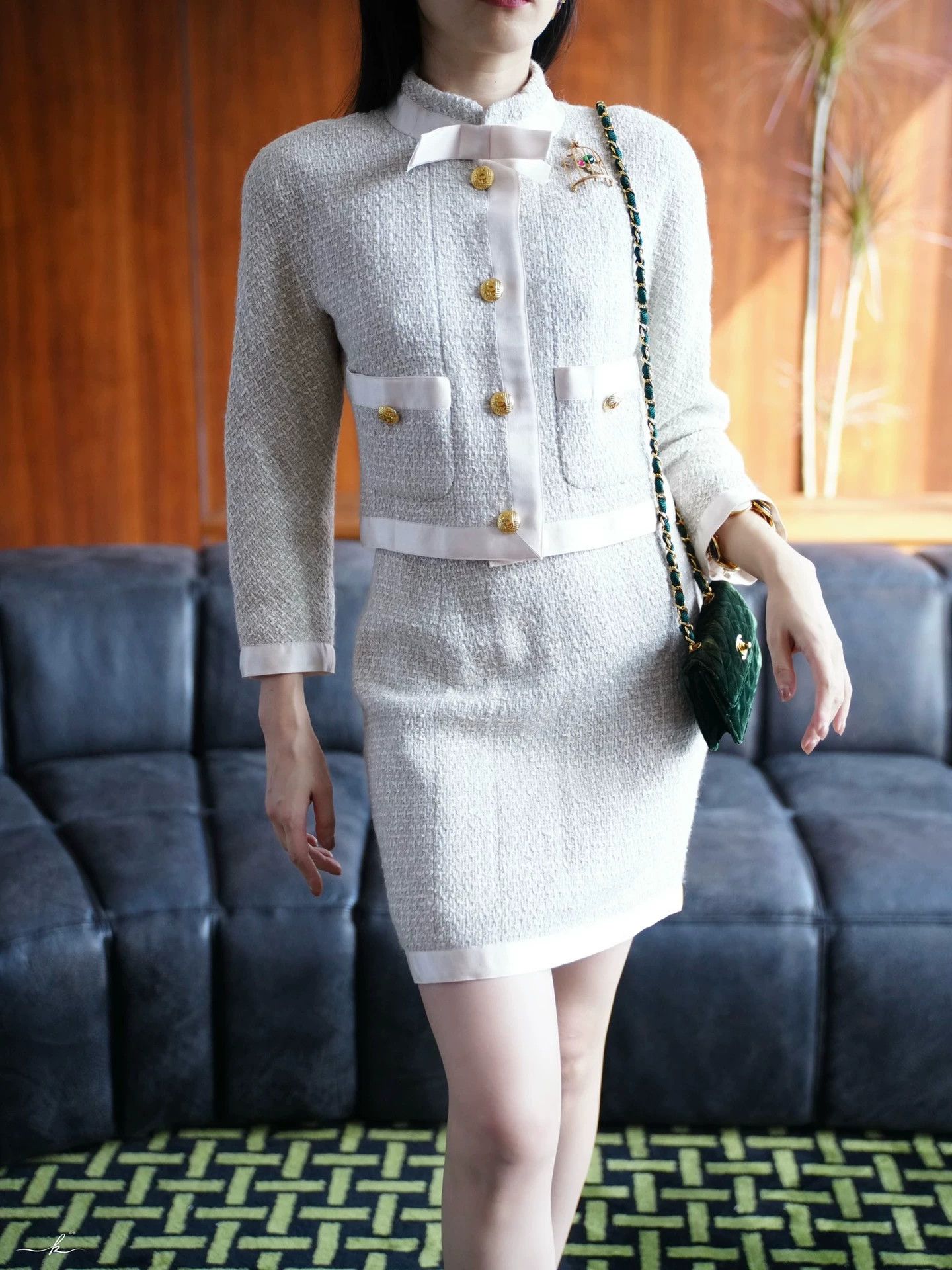 Chanel CHANEL 1990-91 Runway Pale Mint Suit FR38 S-M Silk Wool Tweed Size S / US 4 / IT 40 - 3 Thumbnail