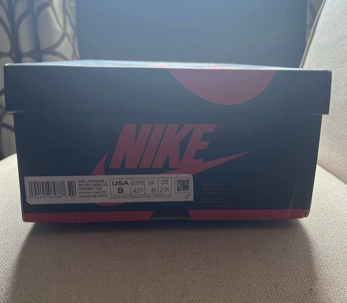 Jordan Brand Air Jordan 1 Retro High og ‘smoke grey’ Size US 9 / EU 42 - 9 Thumbnail