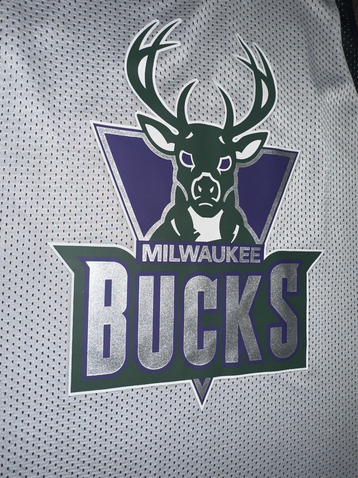 Mitchell & Ness Milwaukee Bucks Mitchell & Ness Hardwood classics jersey Size US S / EU 44-46 / 1 - 6 Thumbnail