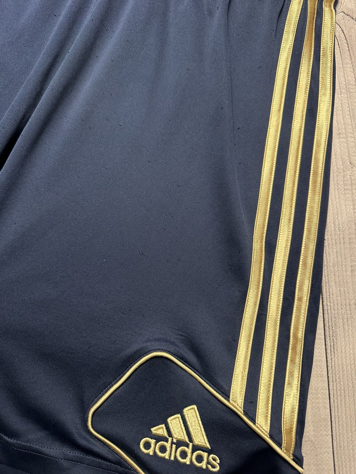 Adidas × Vintage Vintage adidas Chelsea soccer shorts size M Size US 32 / EU 48 - 5 Thumbnail