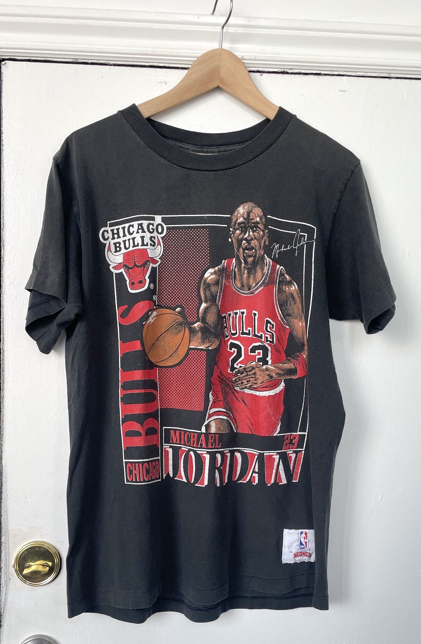 Nutmeg Mills Chicago Bulls Michael Jordan Nutmeg Mills T Shirt Size US L / EU 52-54 / 3 - 5 Thumbnail