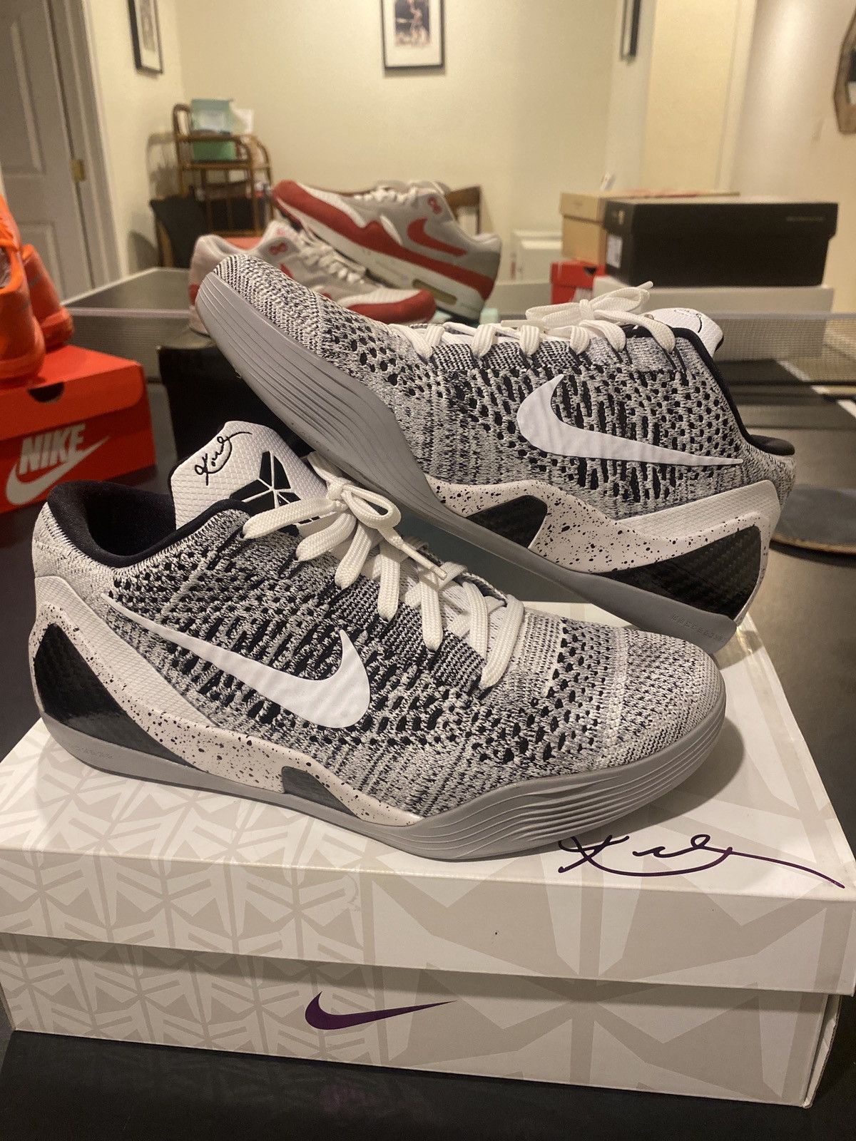 Nike Kobe 9 Wolf Grey Black Size US 9 / EU 42 - 1 Thumbnail