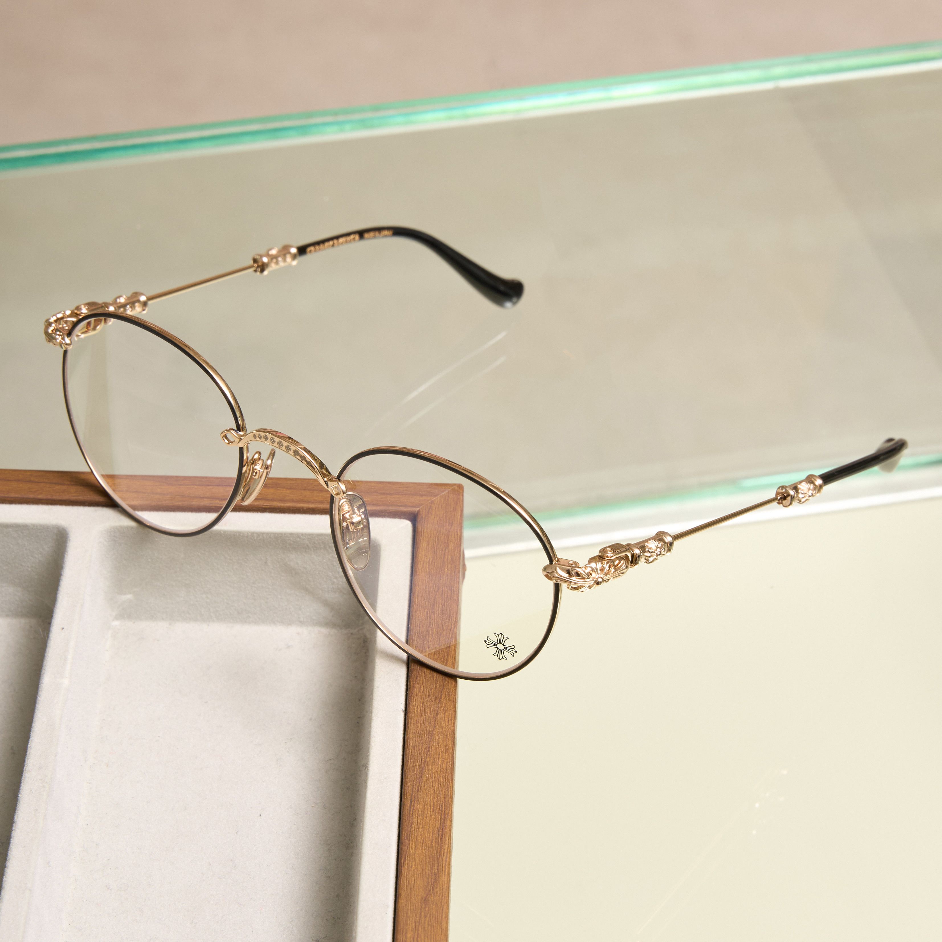 クロムハーツ　サングラス　COCK A ROACH Chrome Hearts chrome hearts cock a roach sunglasses | Grailed