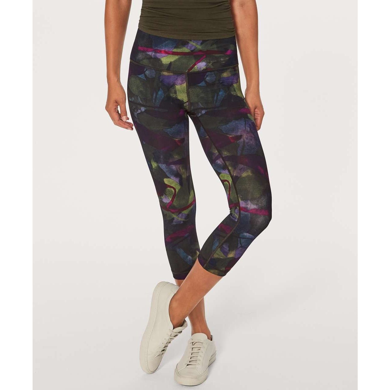 Lululemon LULULEMON Wunder Under Crop Camo Full-On Luxtreme Pants Sz 6 Size 28" / US 6 / IT 42 - 1 Thumbnail