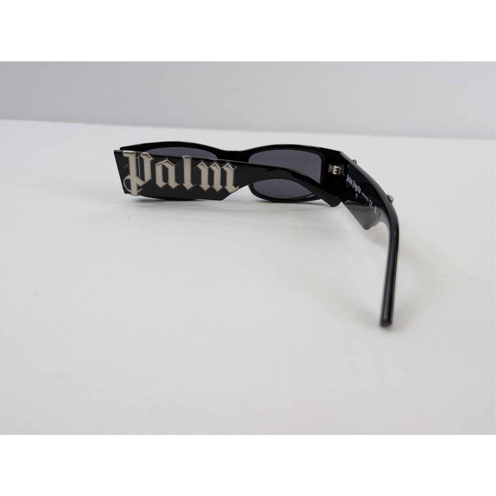 Palm Angels o1rshd1 Q:2 / Size: OS / Sunglasses Dark Havana in Black Size ONE SIZE - 7 Thumbnail