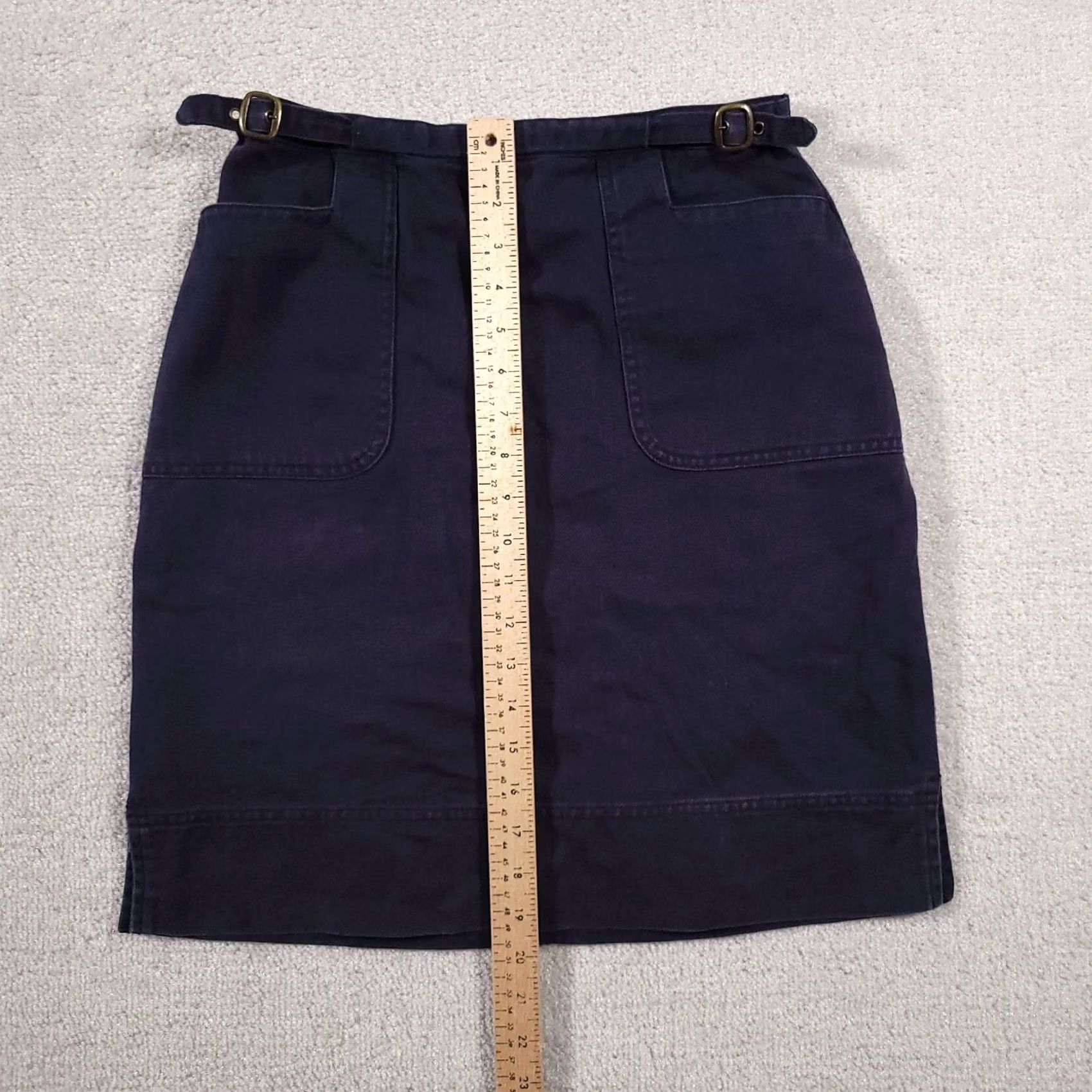 Vintage VINTAGE Christopher & Banks Denim Skirt Slim Pocket Knee Length Women 4 Skirt Women Department Jeans Casual Spring Summer Fall Fold: Buckle? Size 27" / US 4 / IT 40 - 6 Thumbnail
