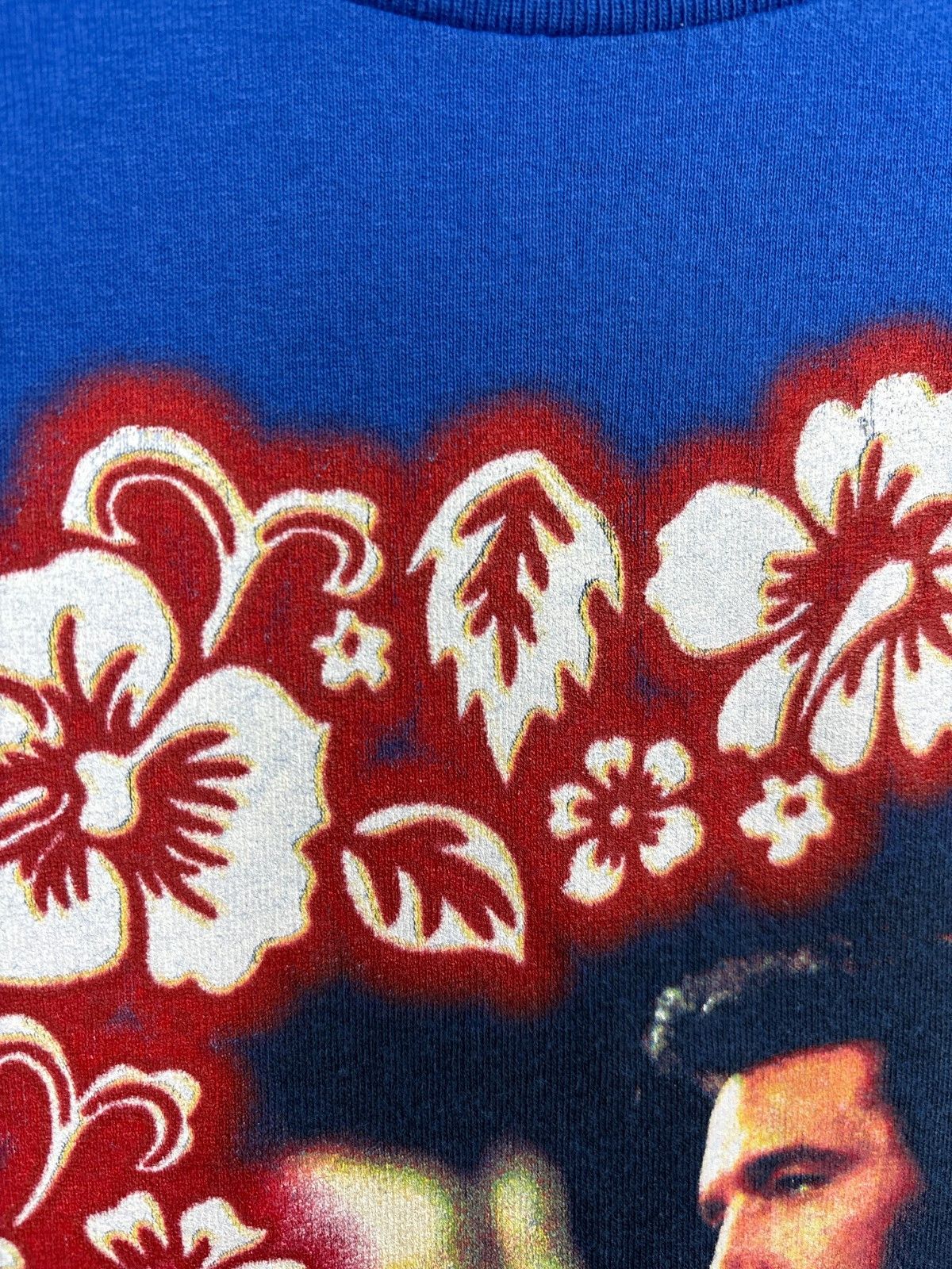Vintage Vintage Elvis Presley Aloha from Hawaii Ringer T-shirt 00's Size US L / EU 52-54 / 3 - 8 Thumbnail