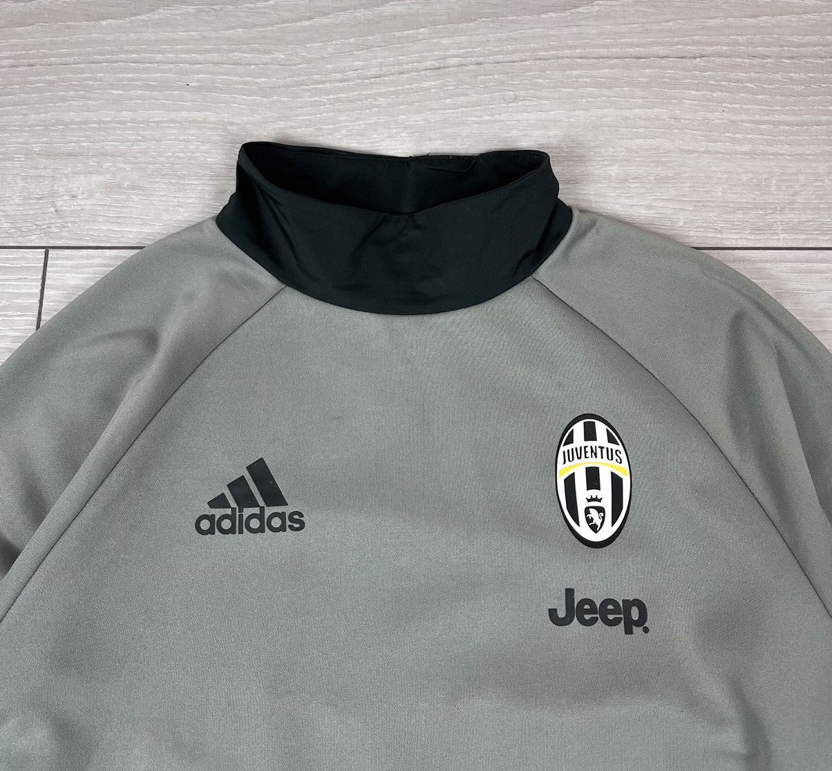 Adidas Adidas Juventus 2016 Training Grey Sweatshirt Jersey Size US L / EU 52-54 / 3 - 7 Thumbnail