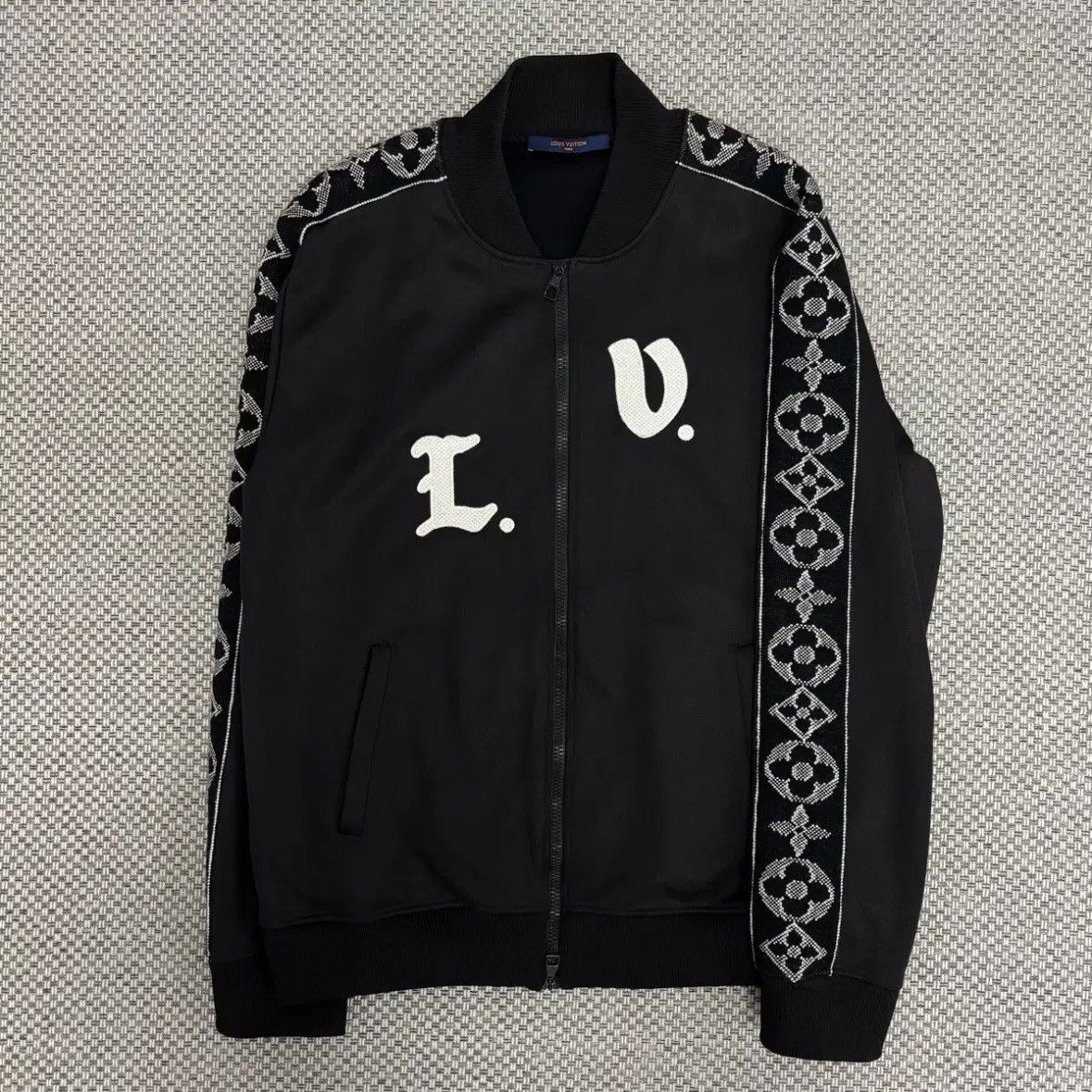 Louis Vuitton Louis Vuitton LV Track Jacket Size US XL / EU 56 / 4 - 1 Thumbnail