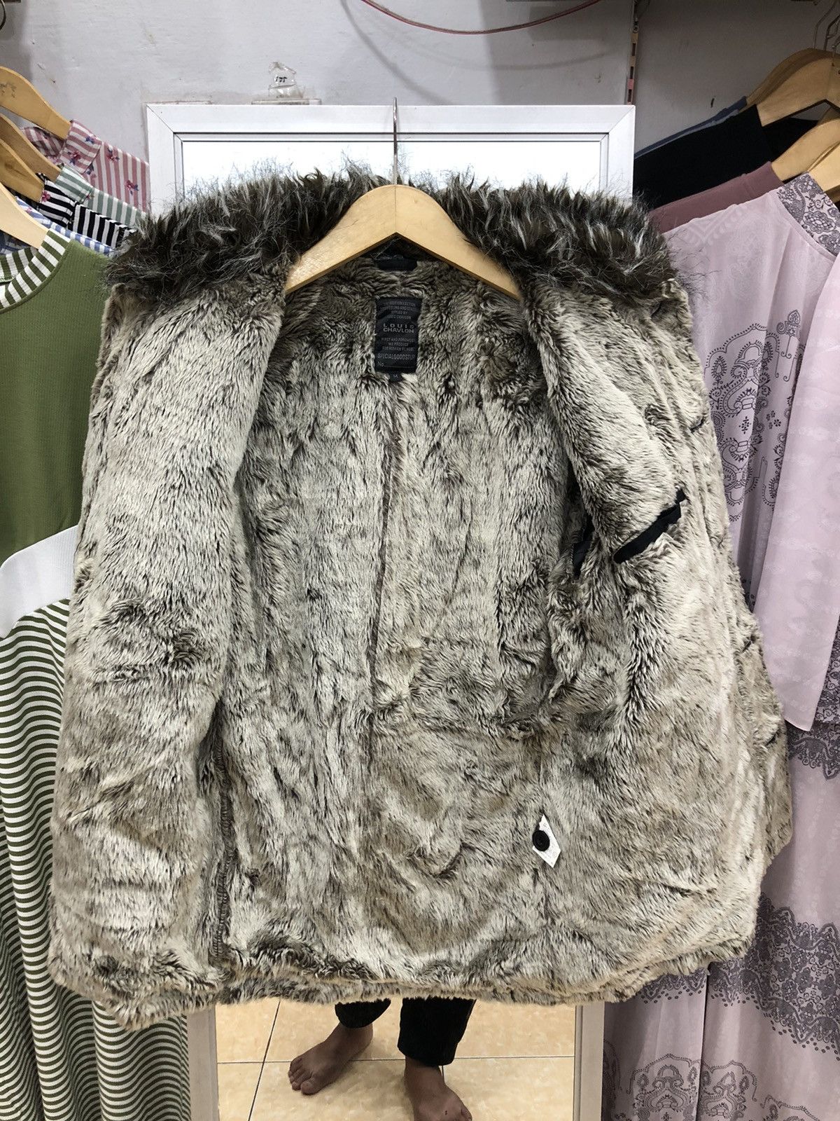 If Six Was Nine Louis Chavlon Fur Jacket Size US M / EU 48-50 / 2 - 5 Thumbnail