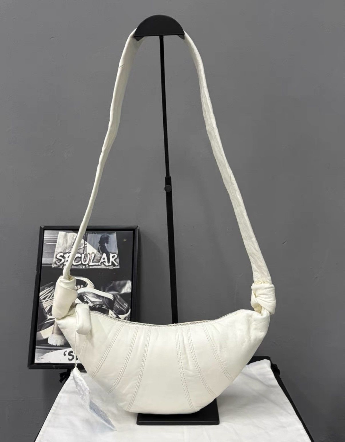 Lemaire Lemaire Brand‑New Small White Sheepskin Croissant Bag KKKK6 Size ONE SIZE - 4 Thumbnail