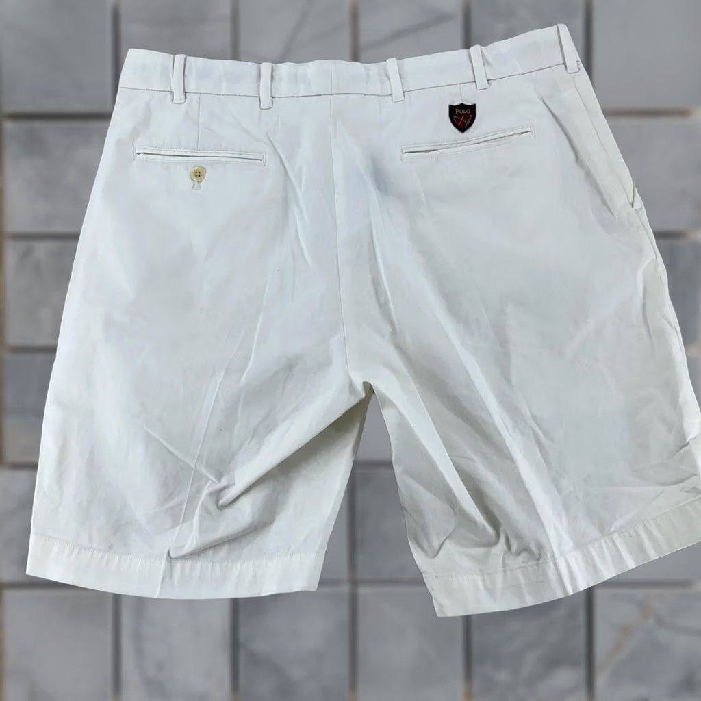 Polo Ralph Lauren Polo Ralph Lauren White Chino Shorts Mens 36 Classic Flat Front Size US M / EU 48-50 / 2 - 1 Thumbnail