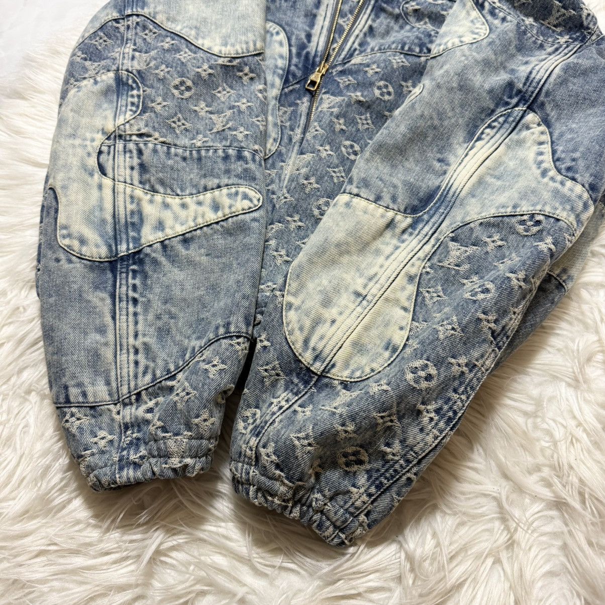 Louis Vuitton 22SS Louis Vuitton x NIGO Monogram Denim Jacket Size US S / EU 44-46 / 1 - 15 Thumbnail