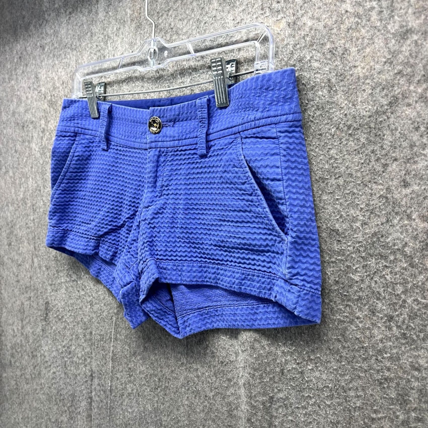 Lilly Pulitzer VINTAGE Lilly Pulitzer Shorts Womens 0 Blue Walsh Short Textured Cotton Seersucker Shirt? Size 25" / US 0 / IT 36 - 5 Thumbnail