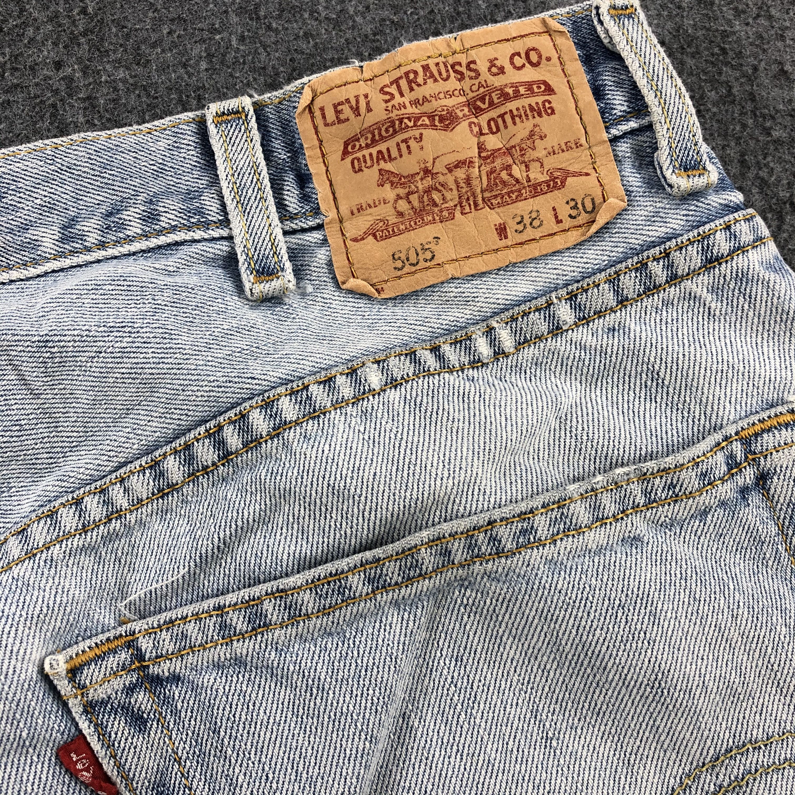 Levi's × Vintage Vintage Light Wash Levis 505 Jeans-JM1751 Size US 38 / EU 54 - 5 Thumbnail