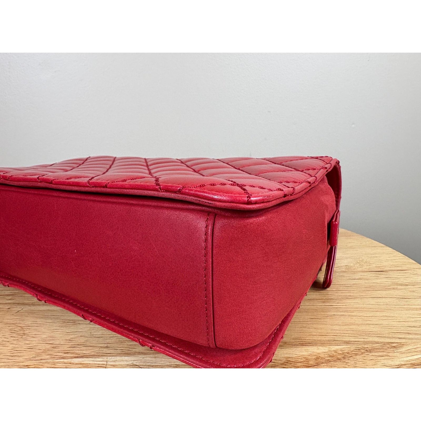 Chanel Authentic Chanel Matelasse Red Calfskin Cocomark Shoulder Size ONE SIZE - 6 Thumbnail