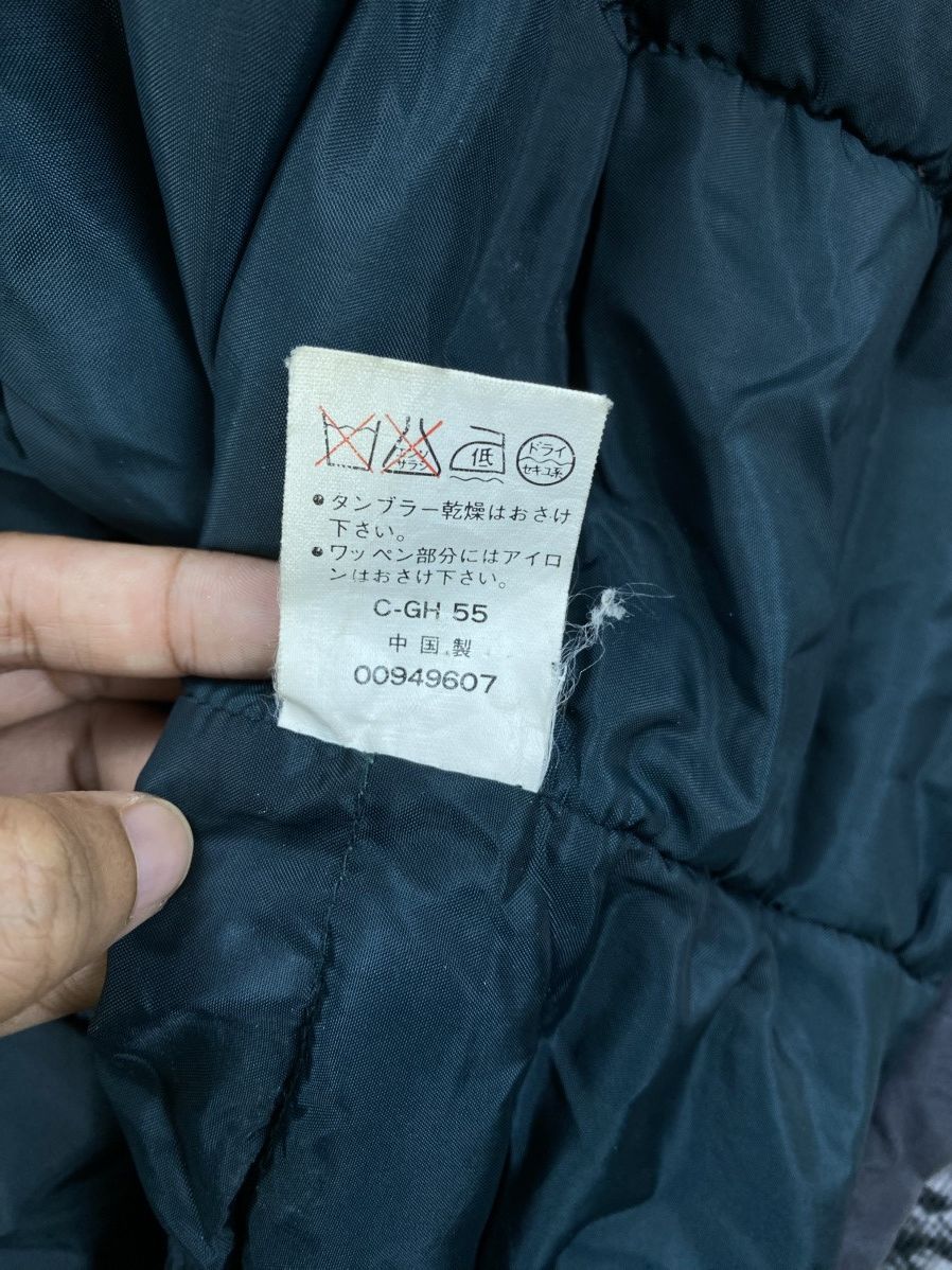 Japanese Brand Vintage Land Cruiser Four Wheel Drive Faded Zipper Jacket Size US XL / EU 56 / 4 - 15 Thumbnail