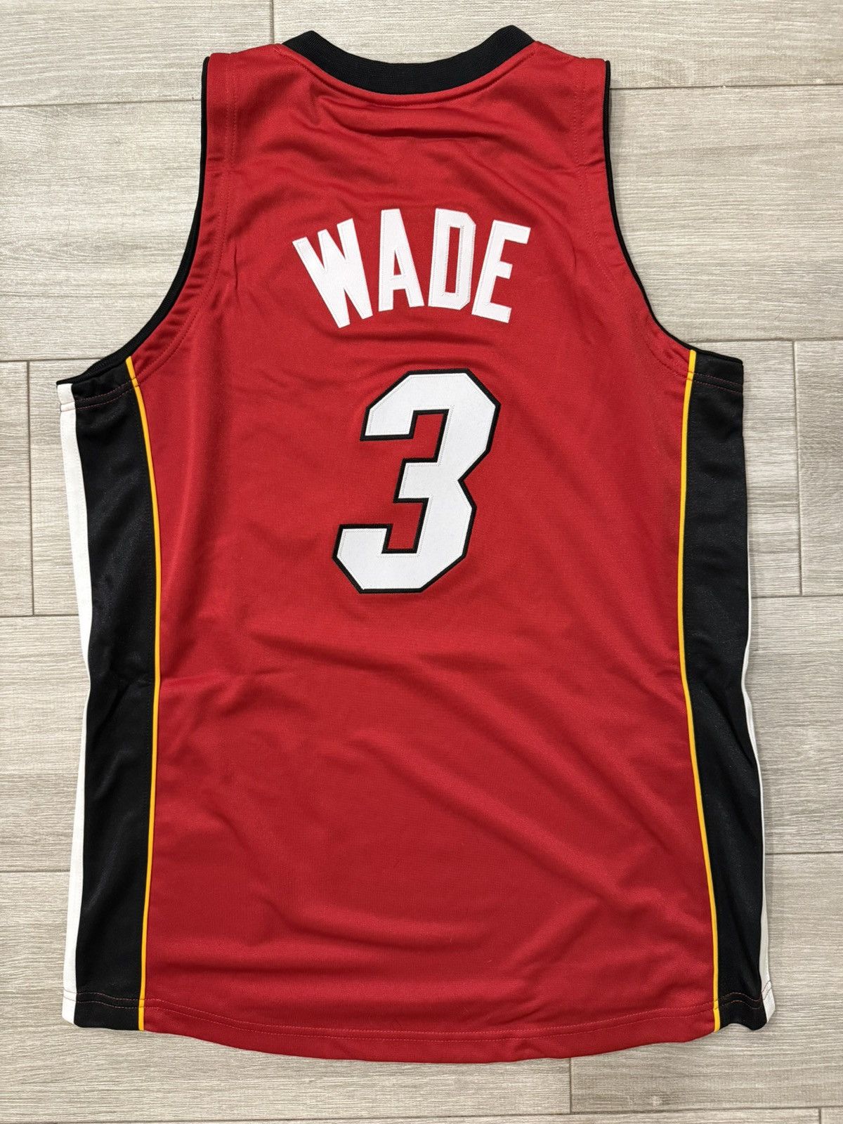 Mitchell & Ness Mitchell & Ness Dwyane Wade Miami Heat Authentic Jersey 44 L Size US L / EU 52-54 / 3 - 10 Thumbnail