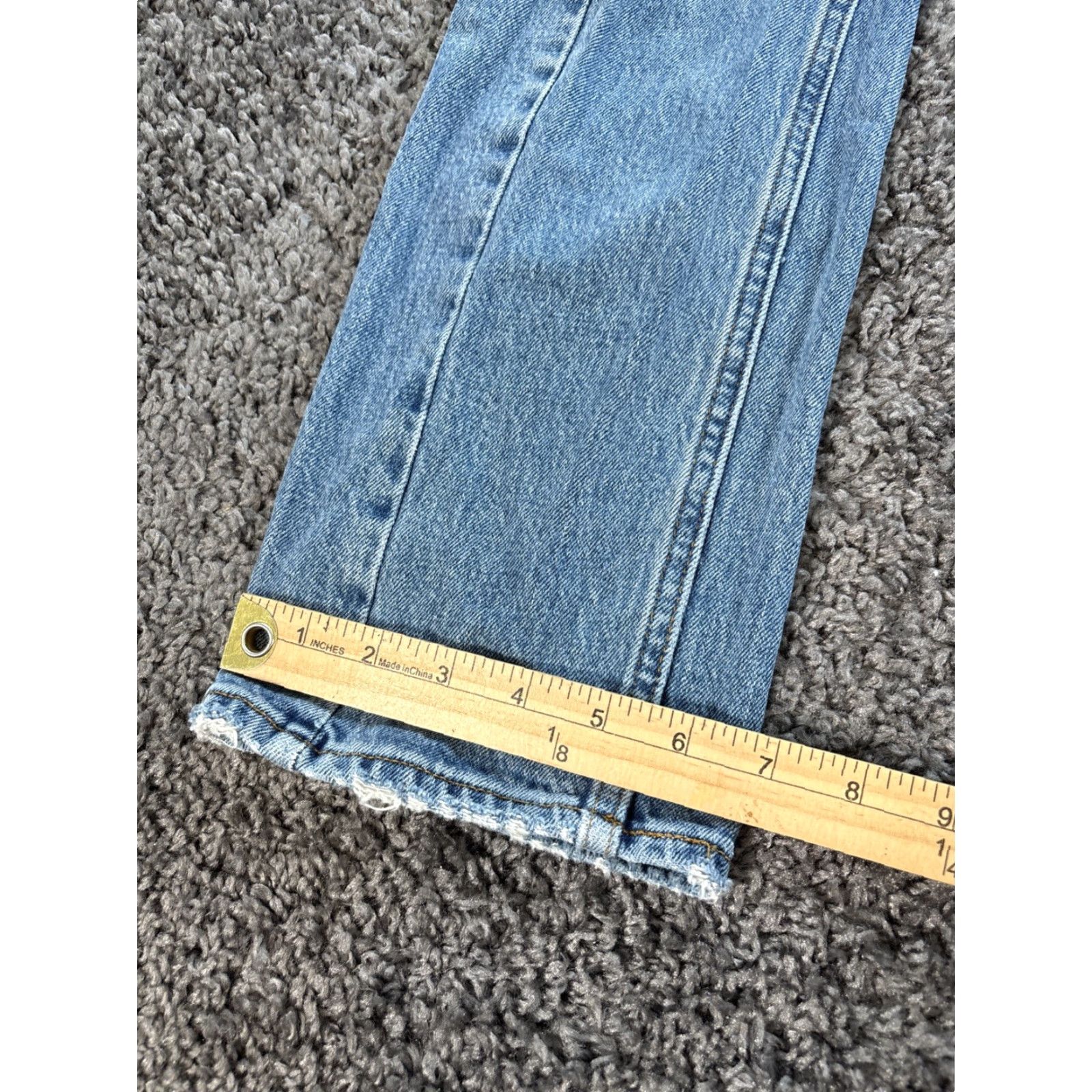 Abercrombie & Fitch VINTAGE Abercrombie & Fitch 90s Straight Jeans Women 0 25x32 Light Blue Cotton High Rise 25 in 32 in Mens? Wait not mens. Department Women. Size 0. Size ONE SIZE - 3 Thumbnail