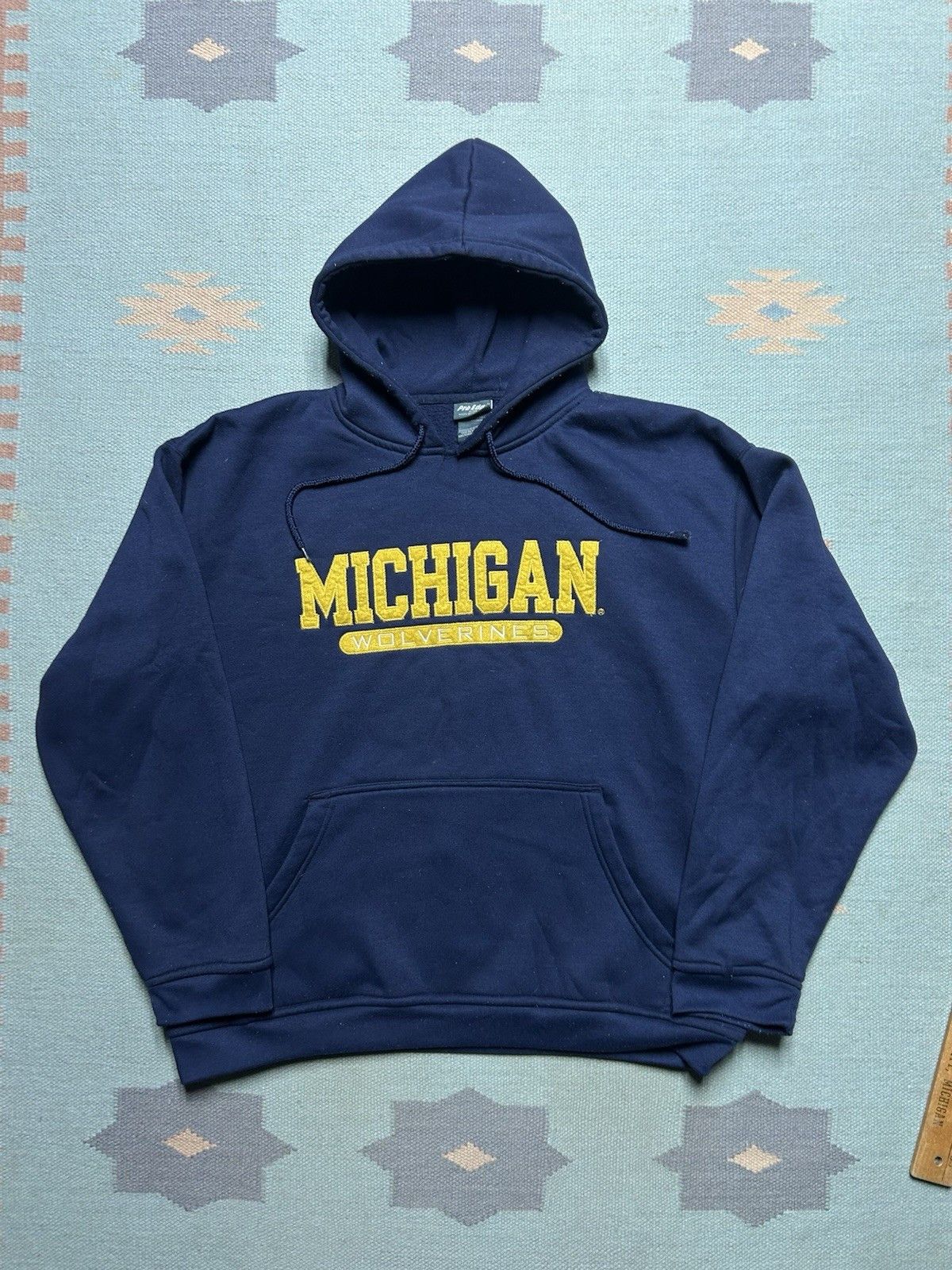 Vintage Vintage pullover hoodie university of Michigan wolverines XL Size US XL / EU 56 / 4 - 1 Thumbnail