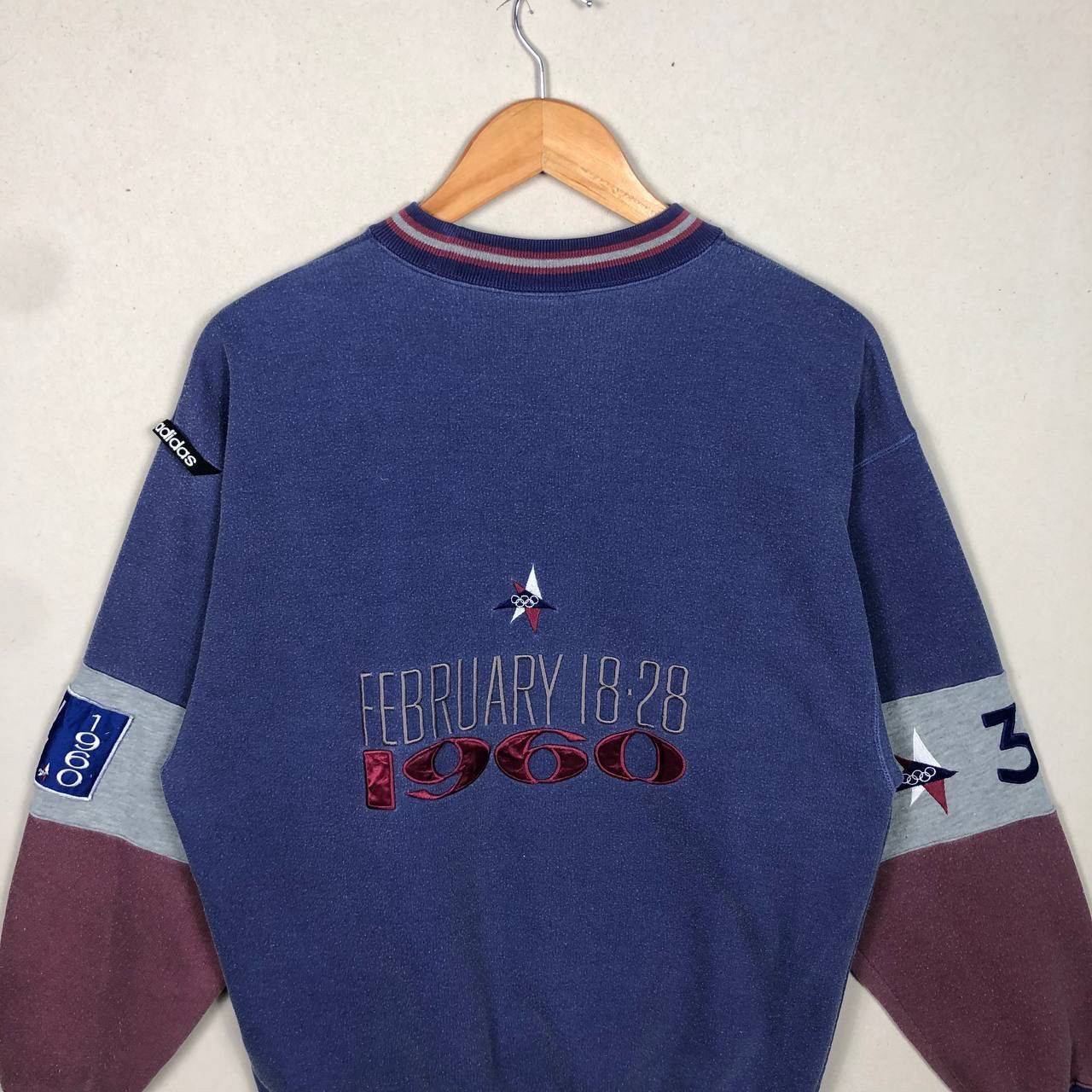 Adidas Vintage Adidas 1960 Winter Olympics Sweatshirt Jumper Size US L / EU 52-54 / 3 - 7 Thumbnail