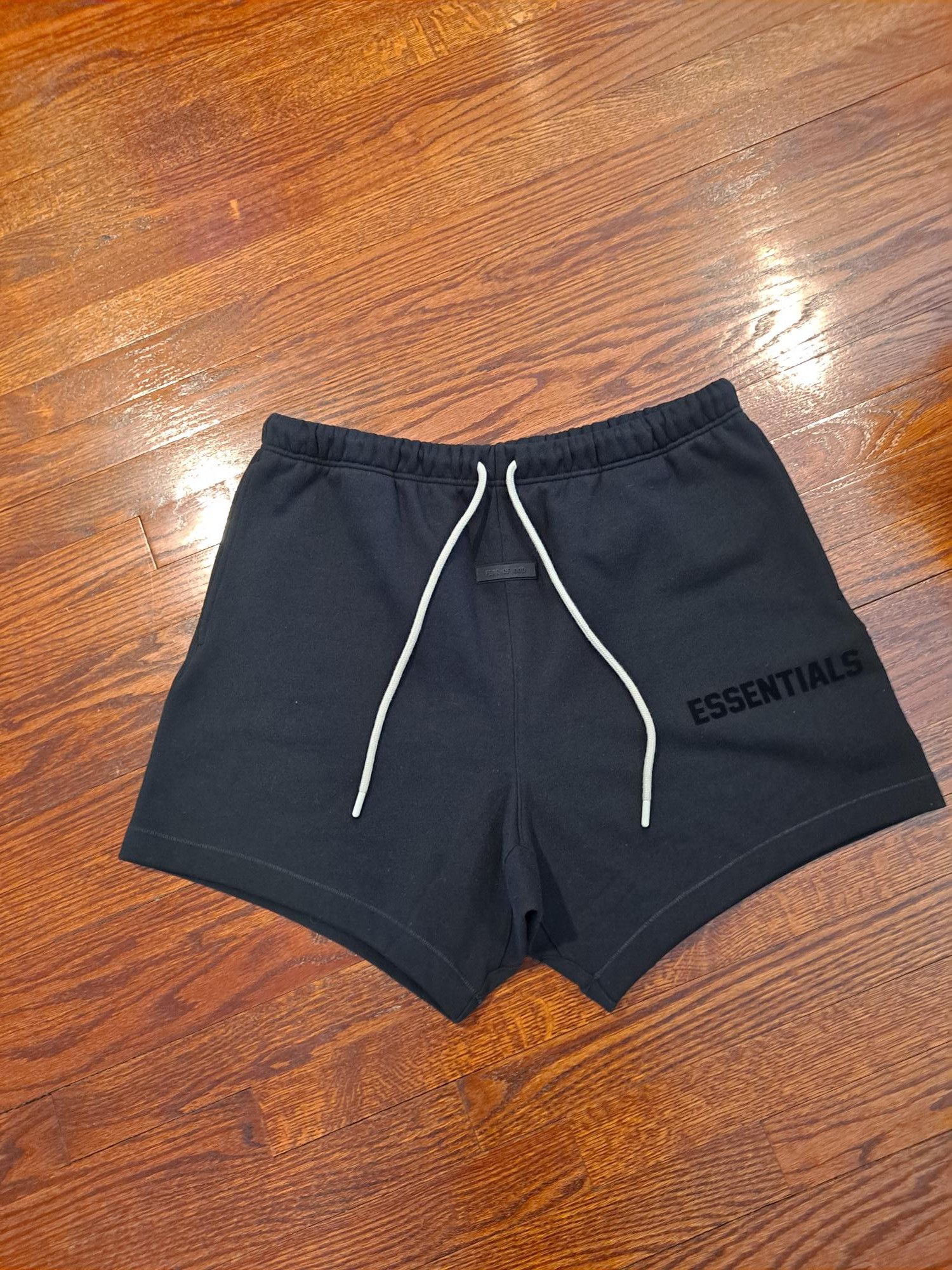 Fear of God Essentials Sweatshort Jet Black XL Y2023